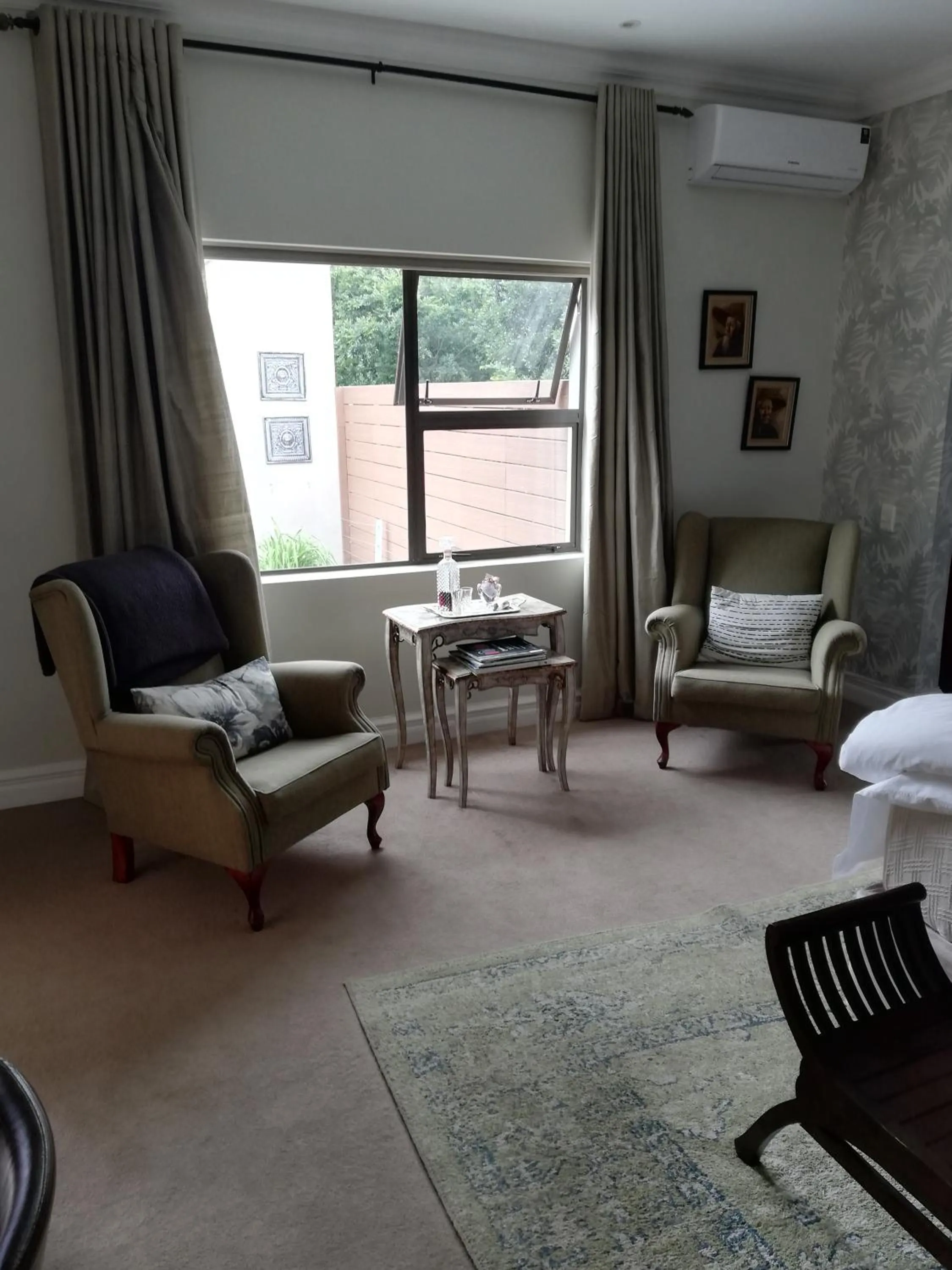 Balcony/Terrace, Bed in 58 On Hume