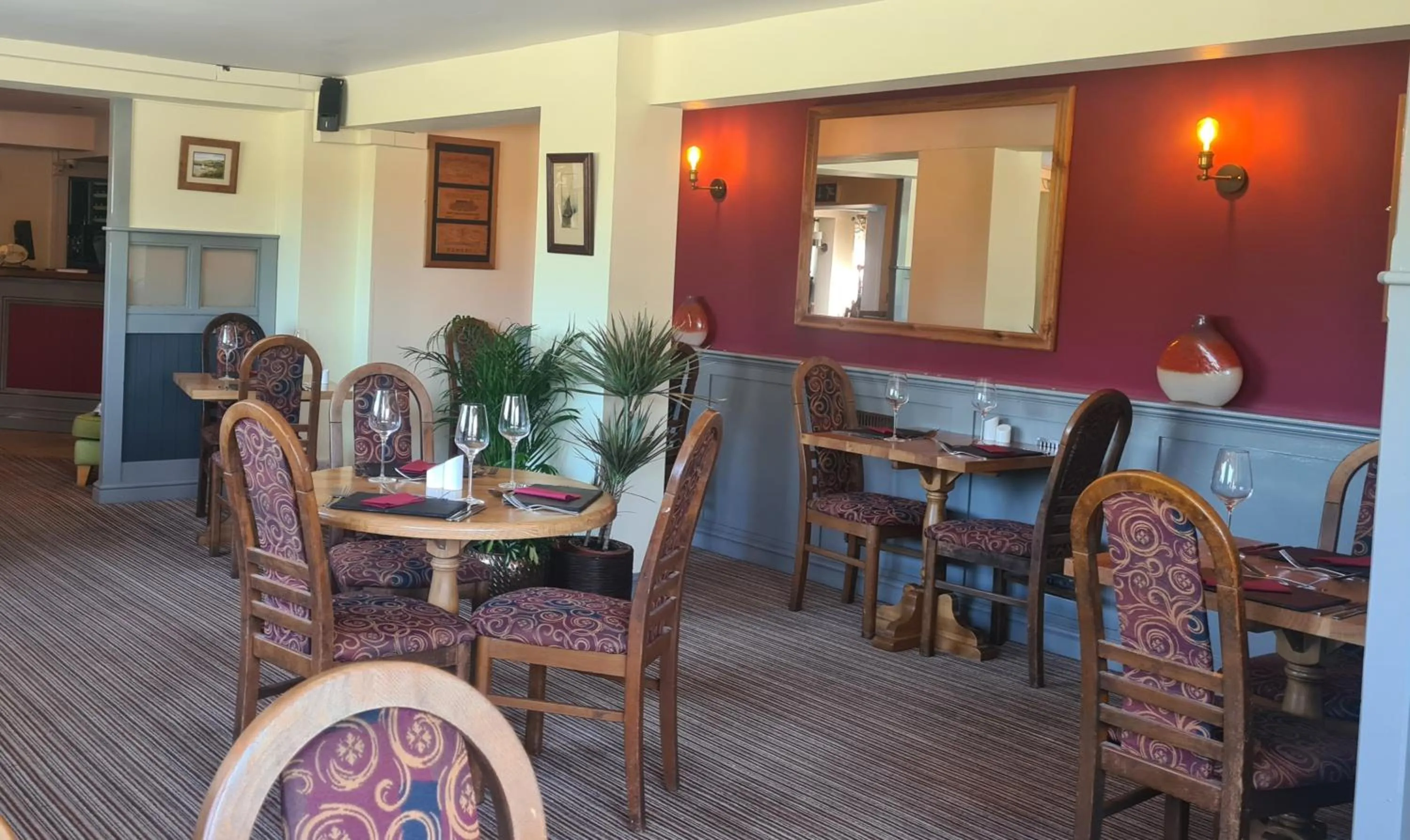 Restaurant/places to eat in Y Branwen Restaurant & Rooms - Adult Only and Dog Friendly