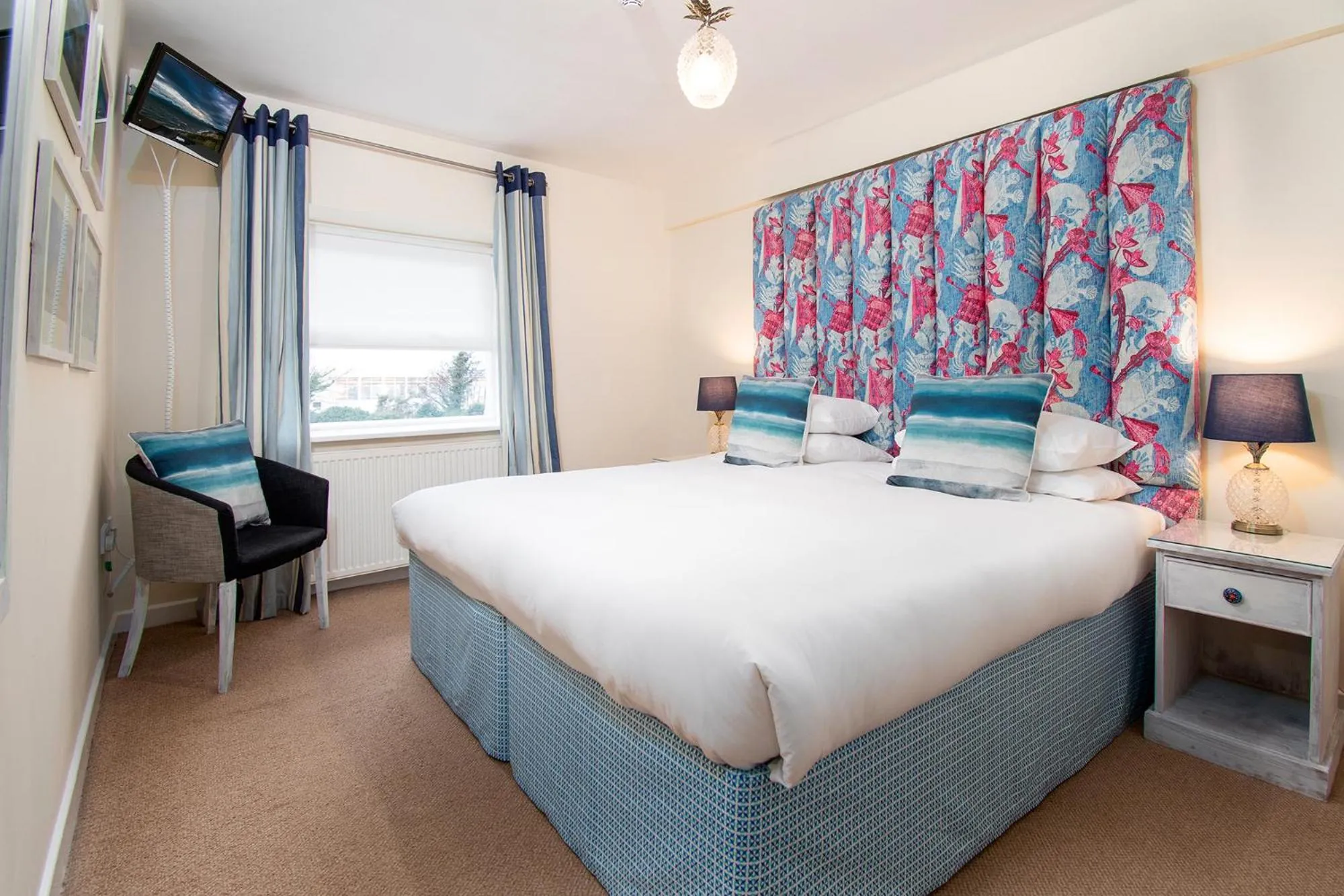 Bed in Y Branwen Restaurant & Rooms - Adult Only and Dog Friendly
