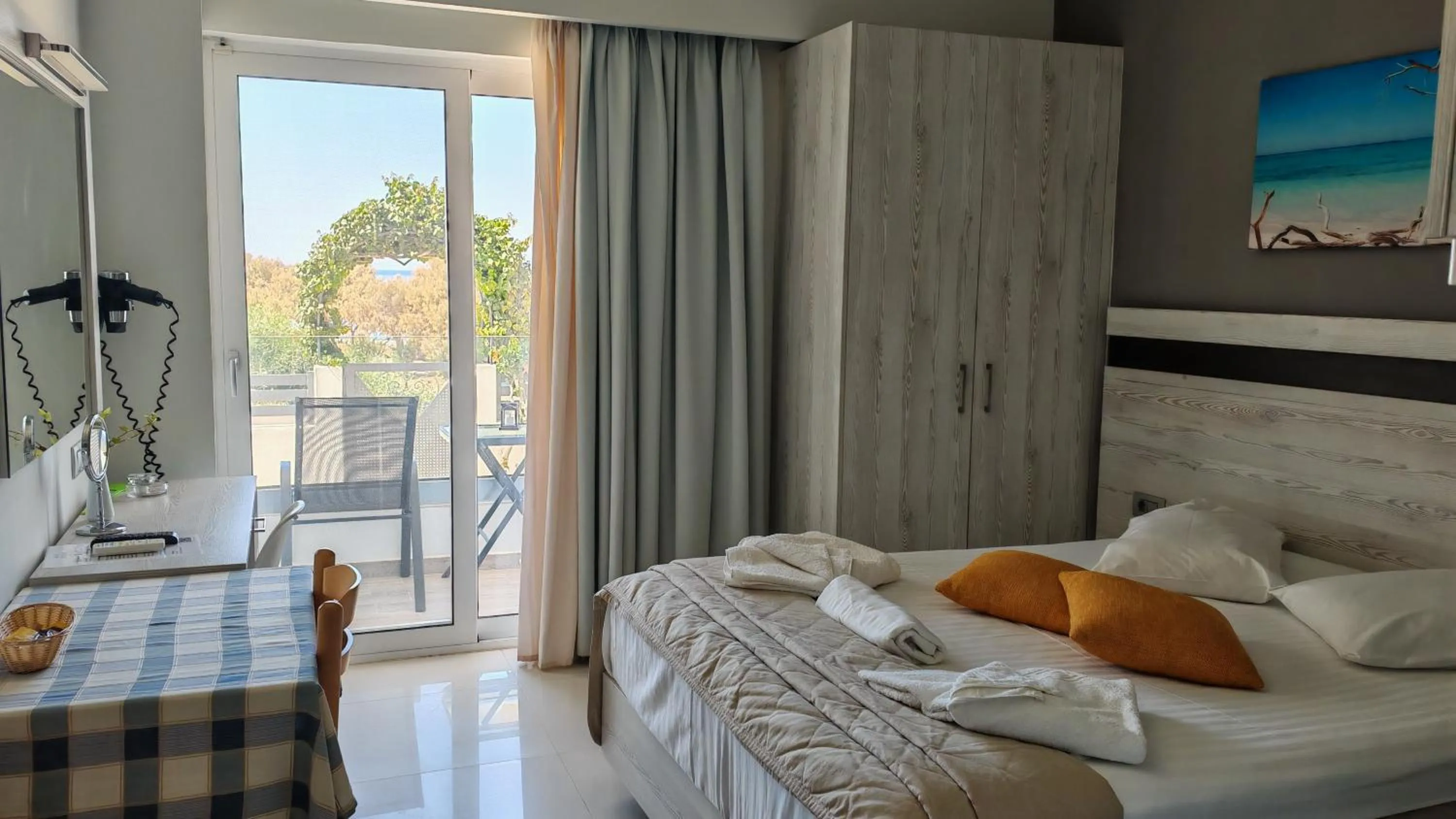 Balcony/Terrace, Bed in Irene Studios