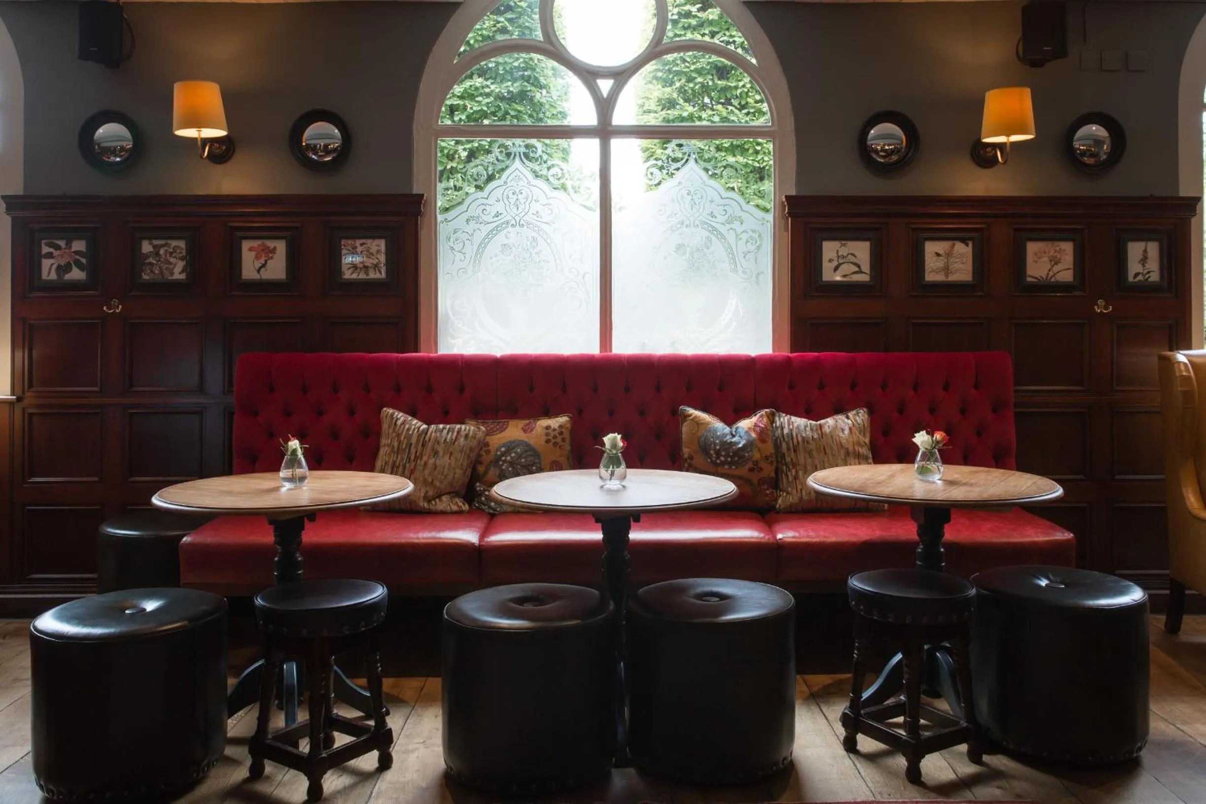 Lounge or bar in Coach & Horses Hotel