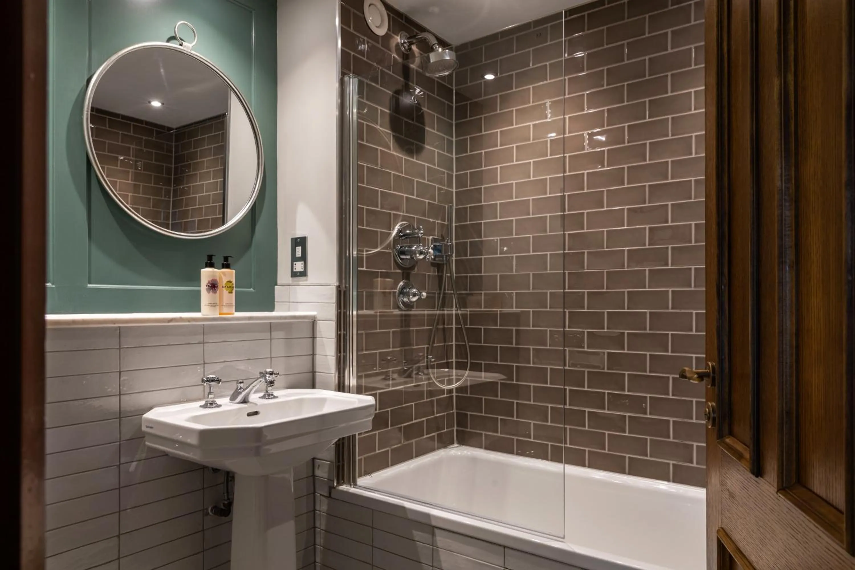 Bedroom in Coach & Horses Hotel