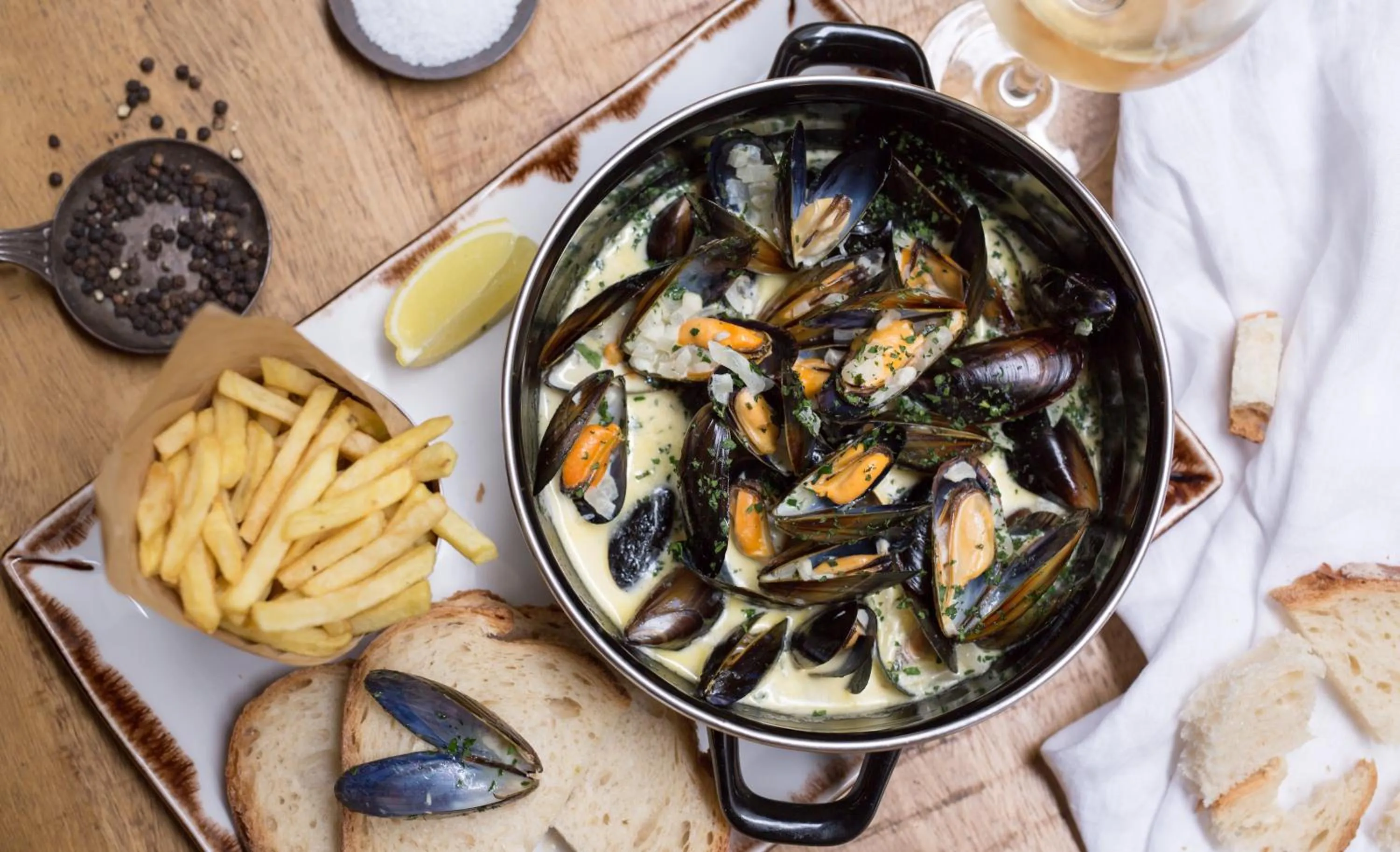 Dinner in Coach & Horses Hotel