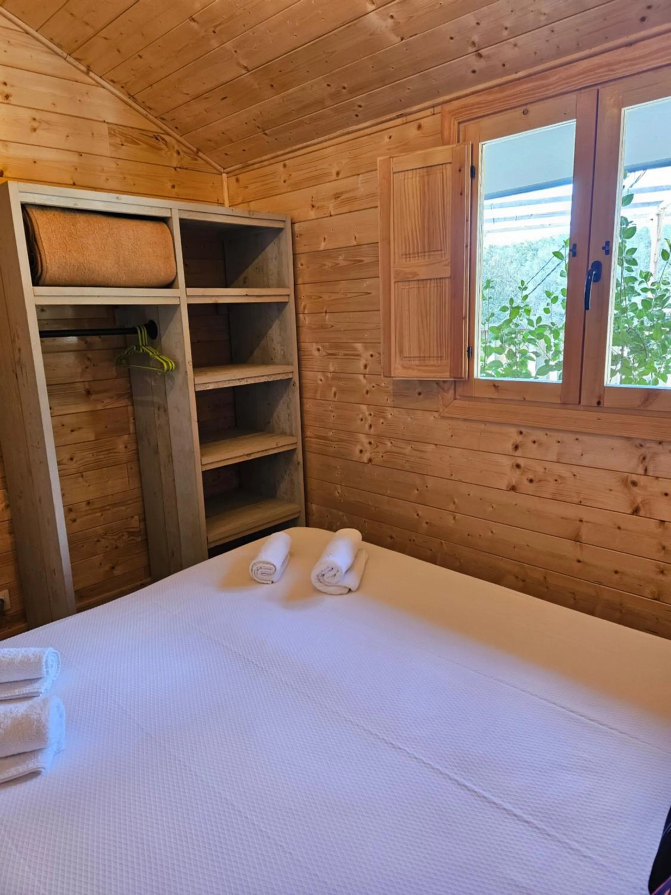 Bed in Camping La Ribera Salada