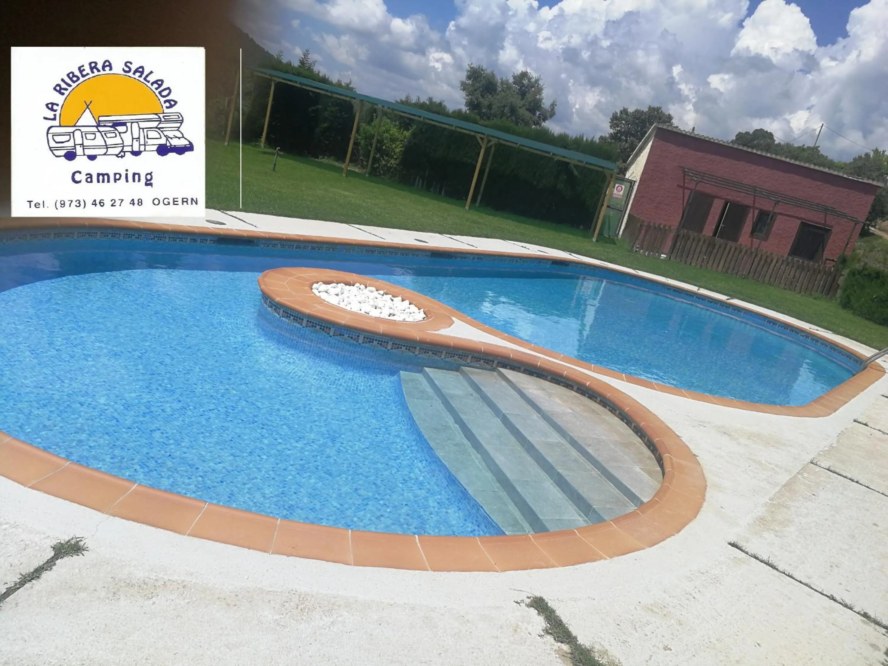 Swimming pool in Camping La Ribera Salada