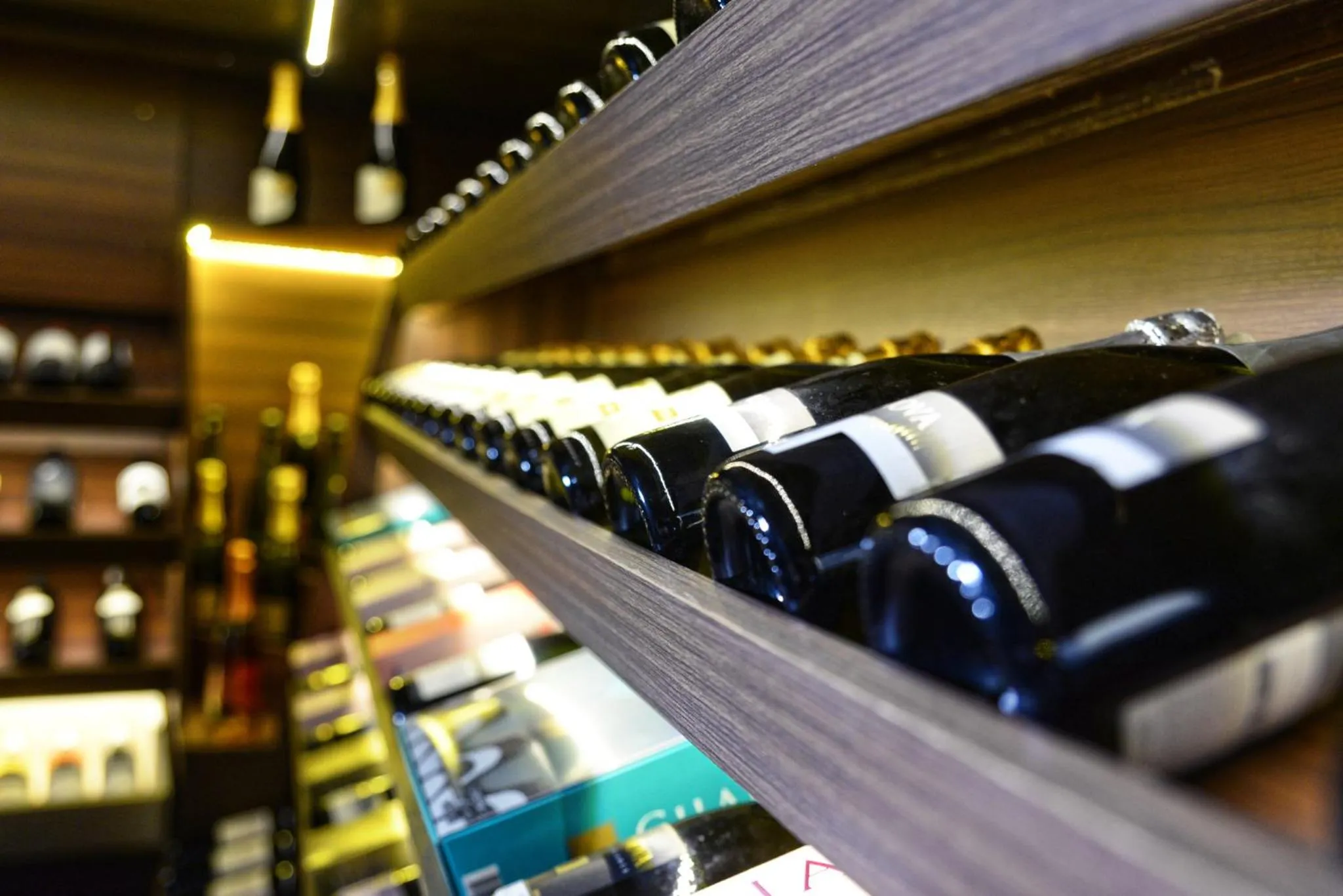 Food and drinks in Dubai Suites