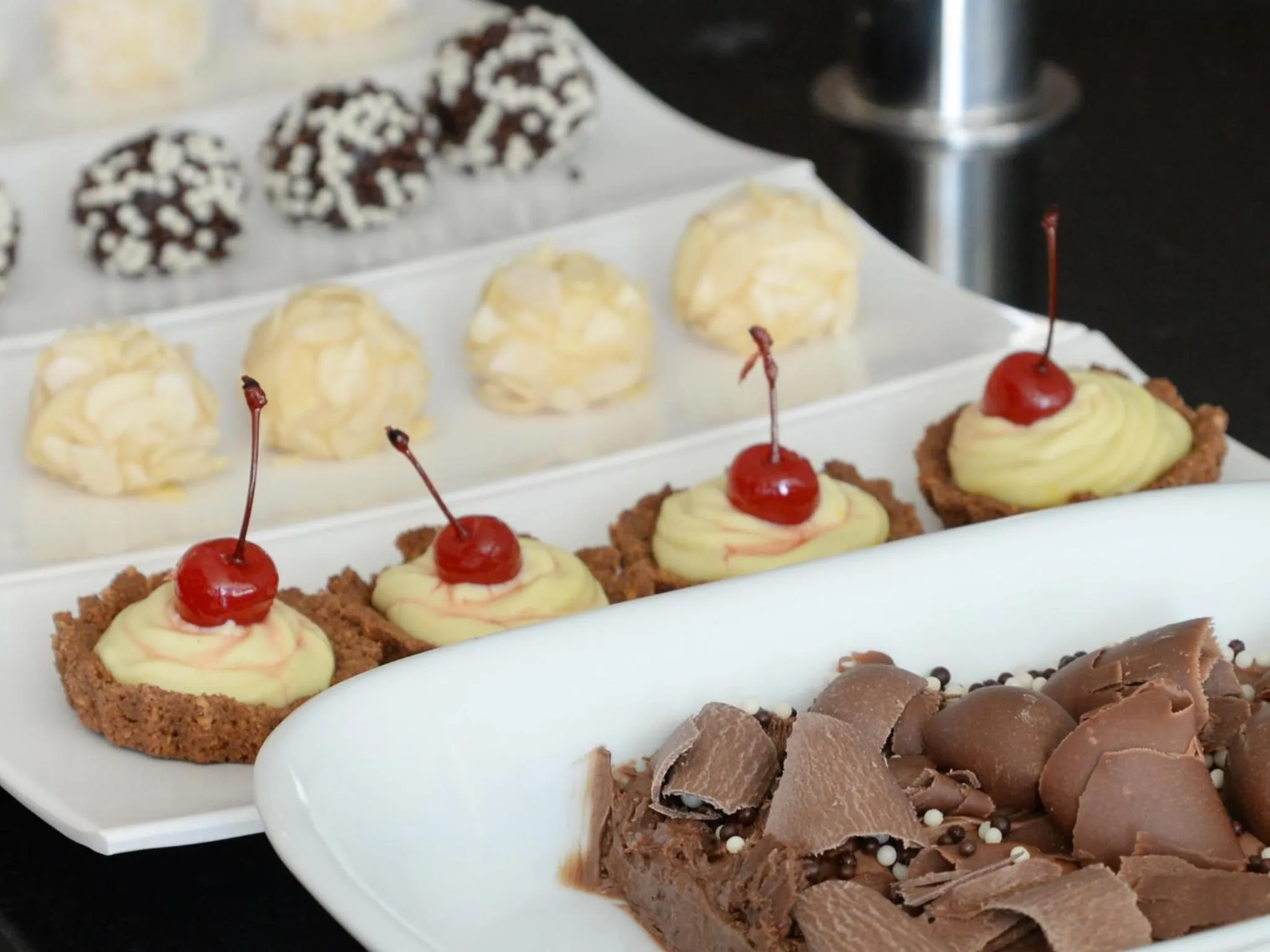 Food and drinks in Dubai Suites