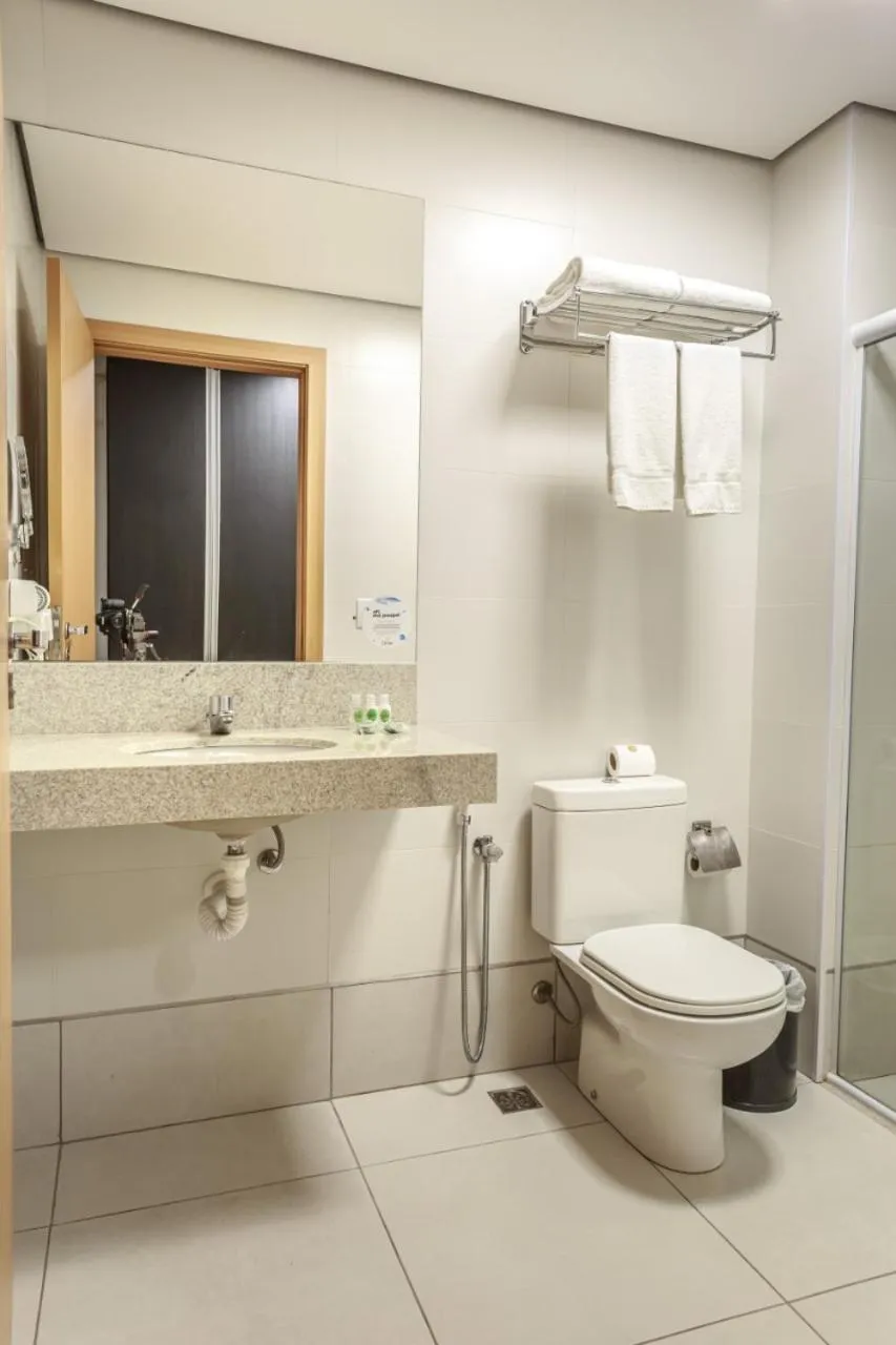 Bathroom in Dubai Suites