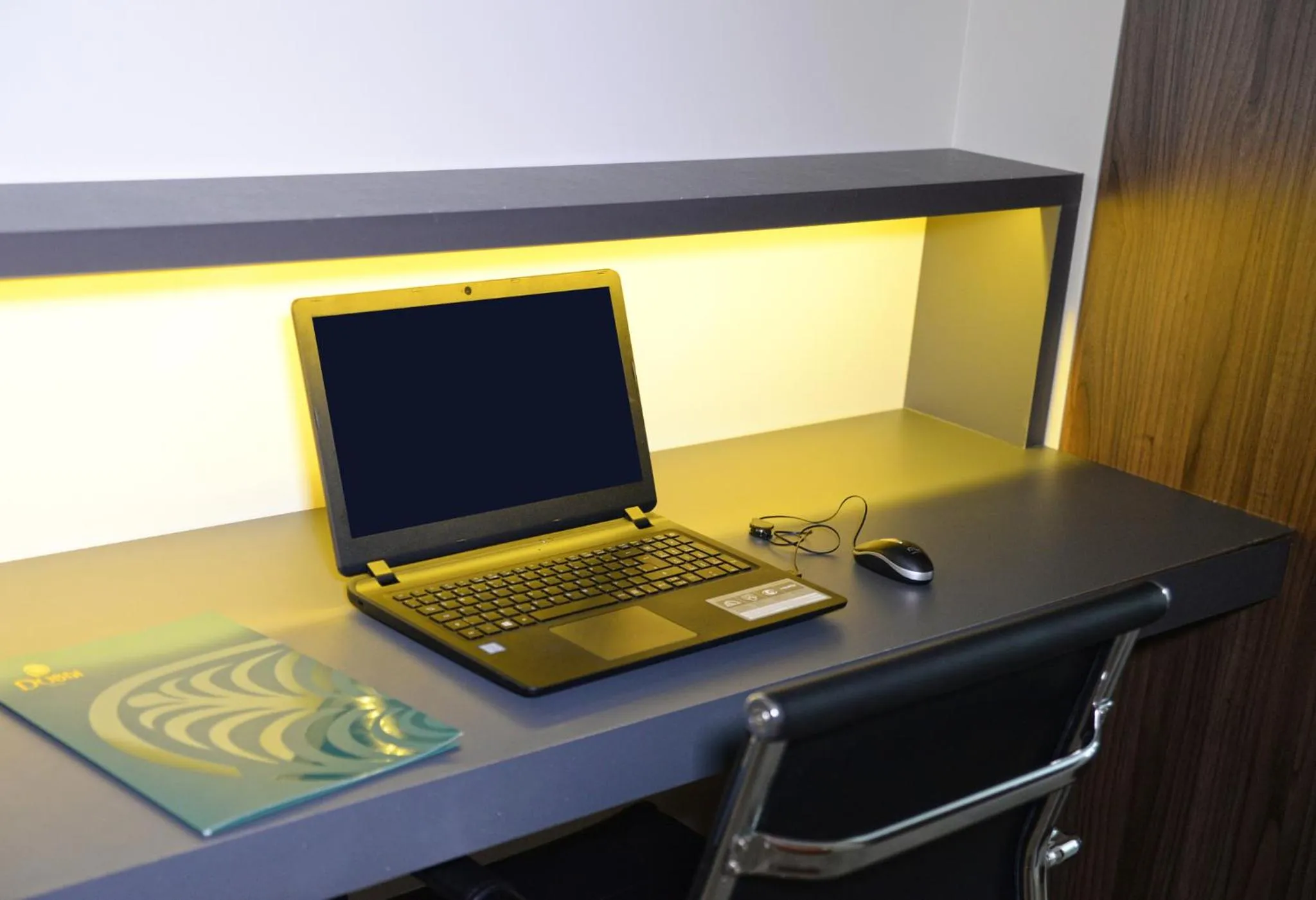 TV and multimedia in Dubai Suites