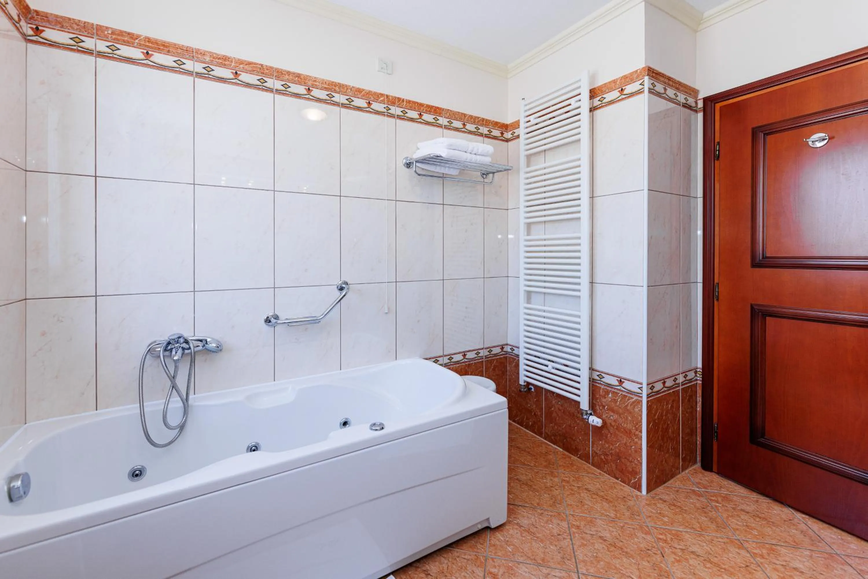Bathroom in Hotel Savoy
