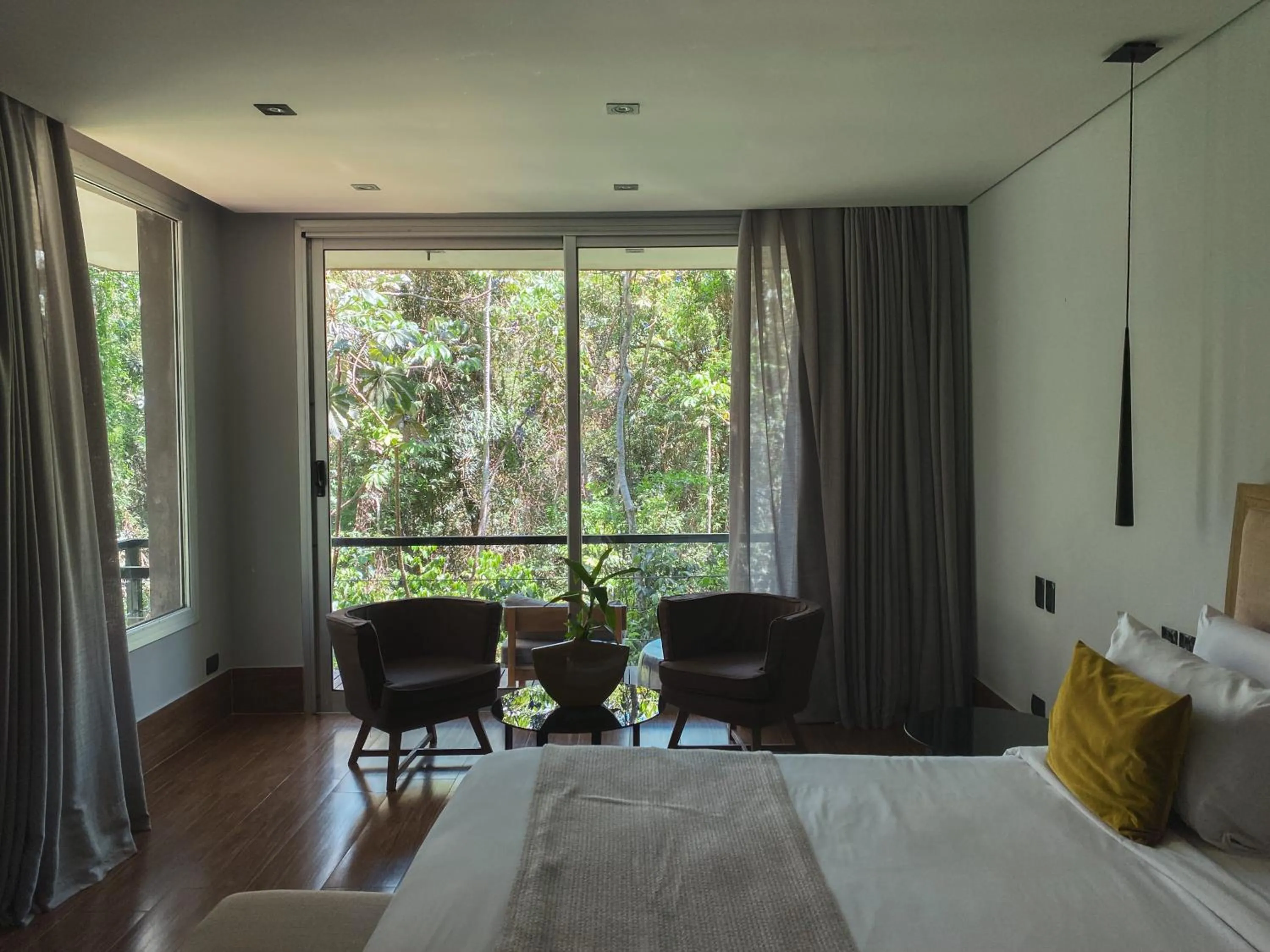 Bed in Selvaje Lodge Iguazu