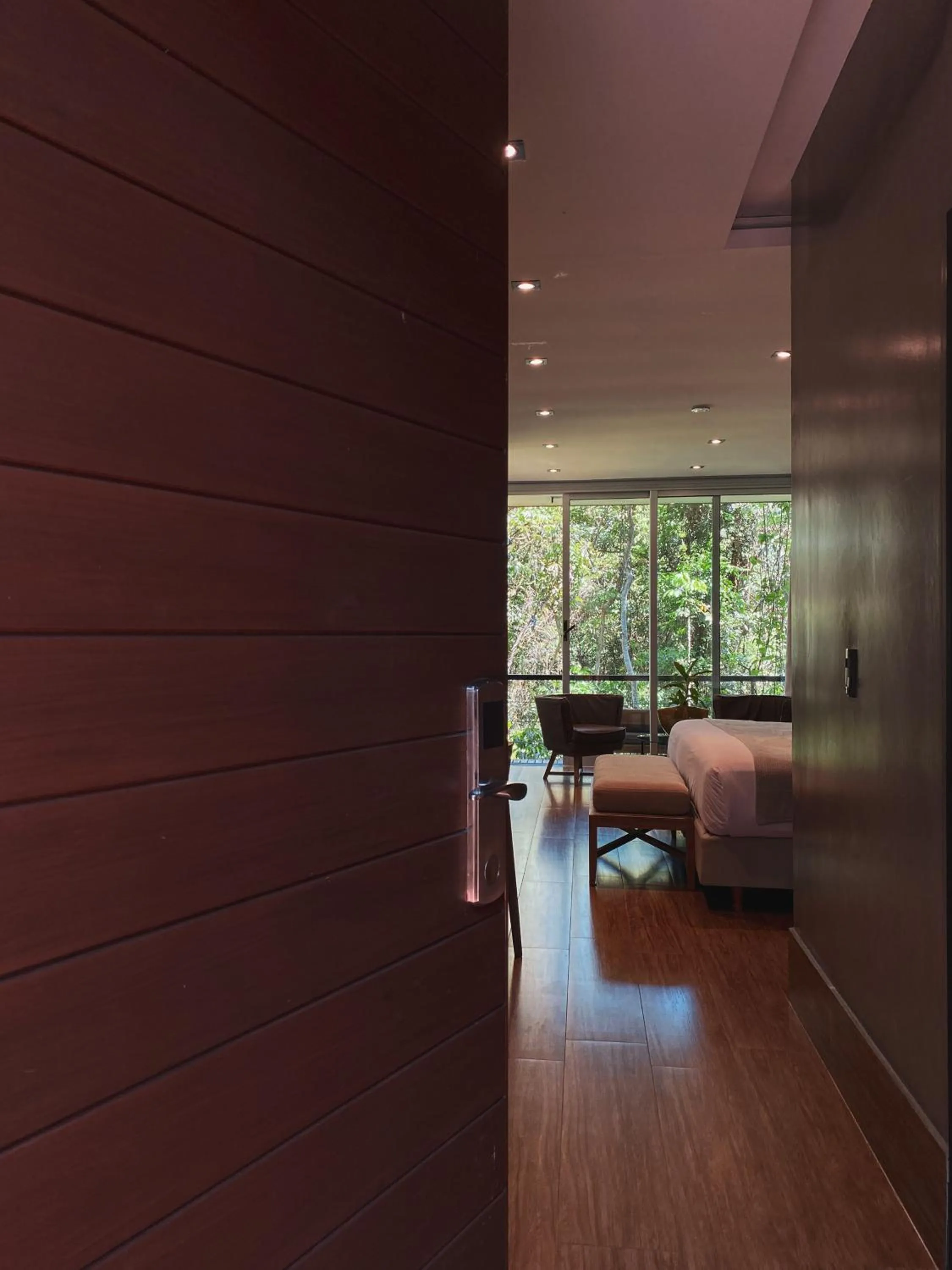 Bed in Selvaje Lodge Iguazu