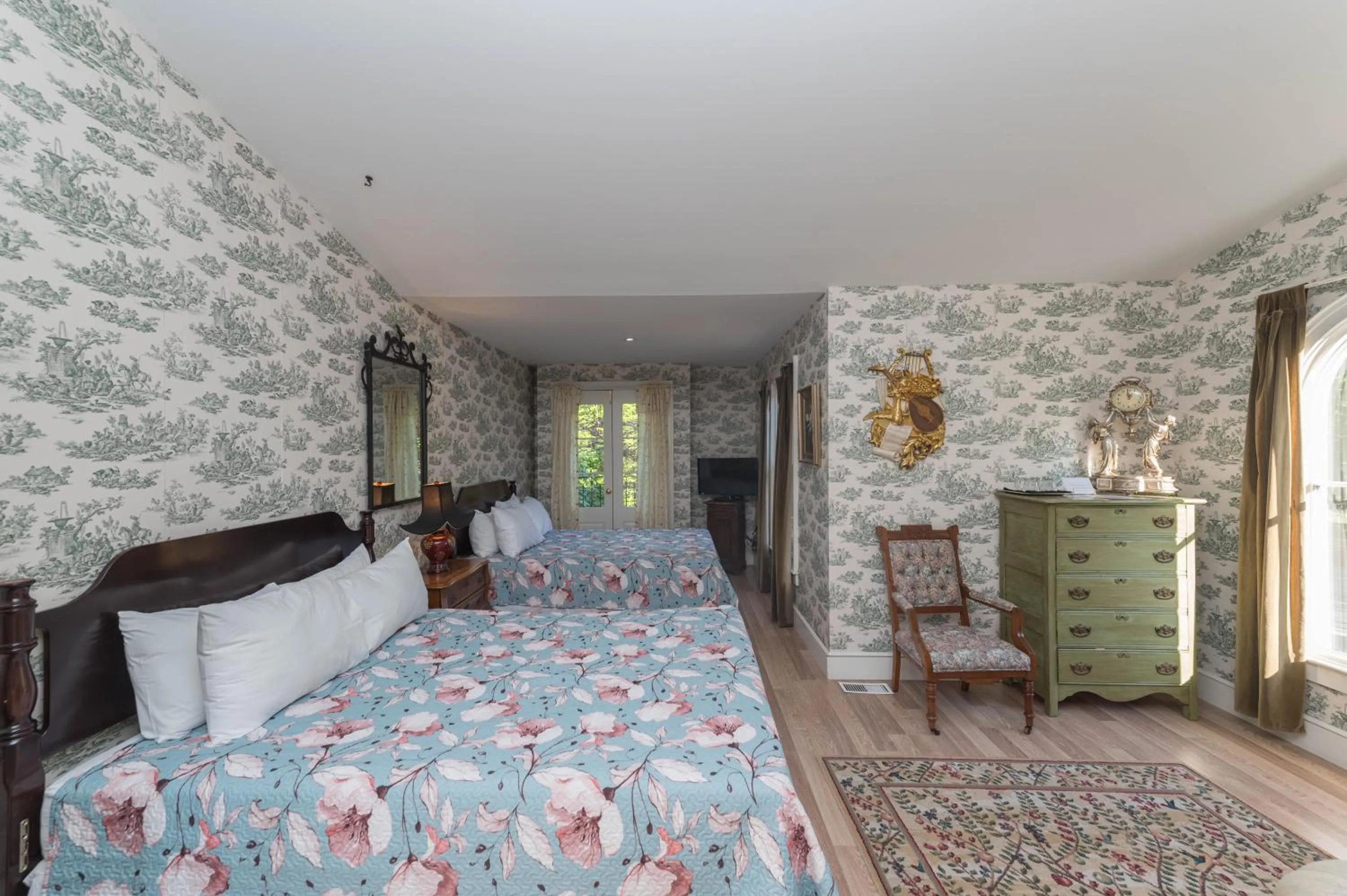 Bathroom, Bed in The Old Bank House