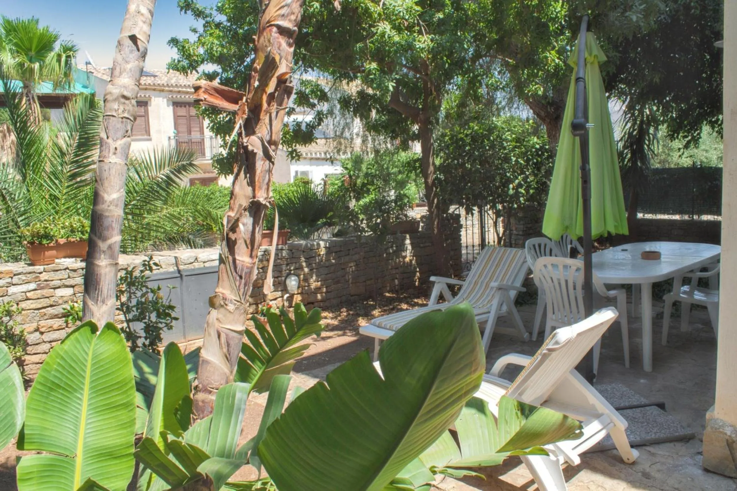 Garden in Charming house in San Vito Lo Capo