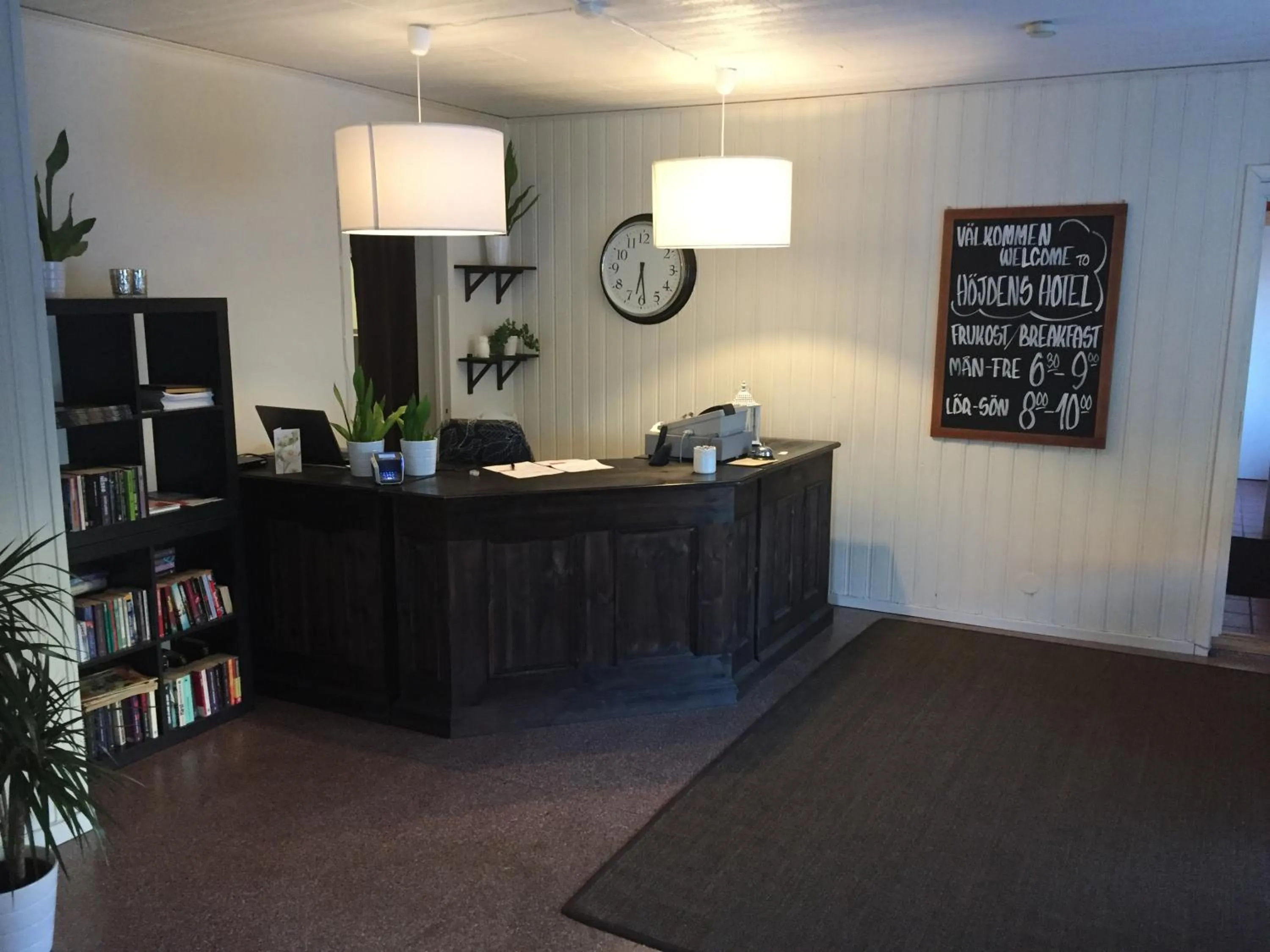 Lobby or reception in Höjdens Lågprishotell