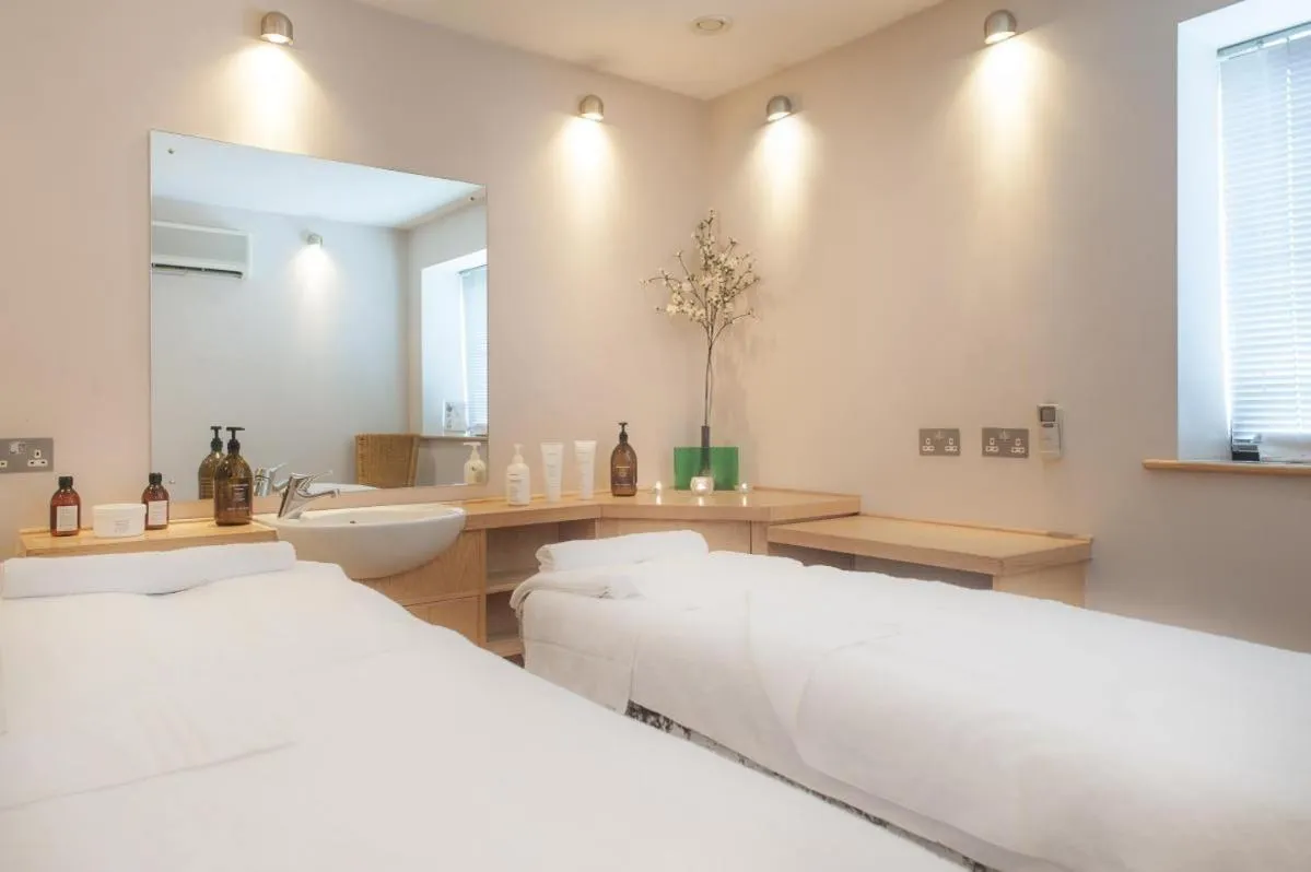Spa and wellness centre/facilities, Bed in Woodbury Park Hotel & Spa