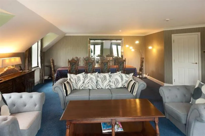 Living room in Woodbury Park Hotel & Spa