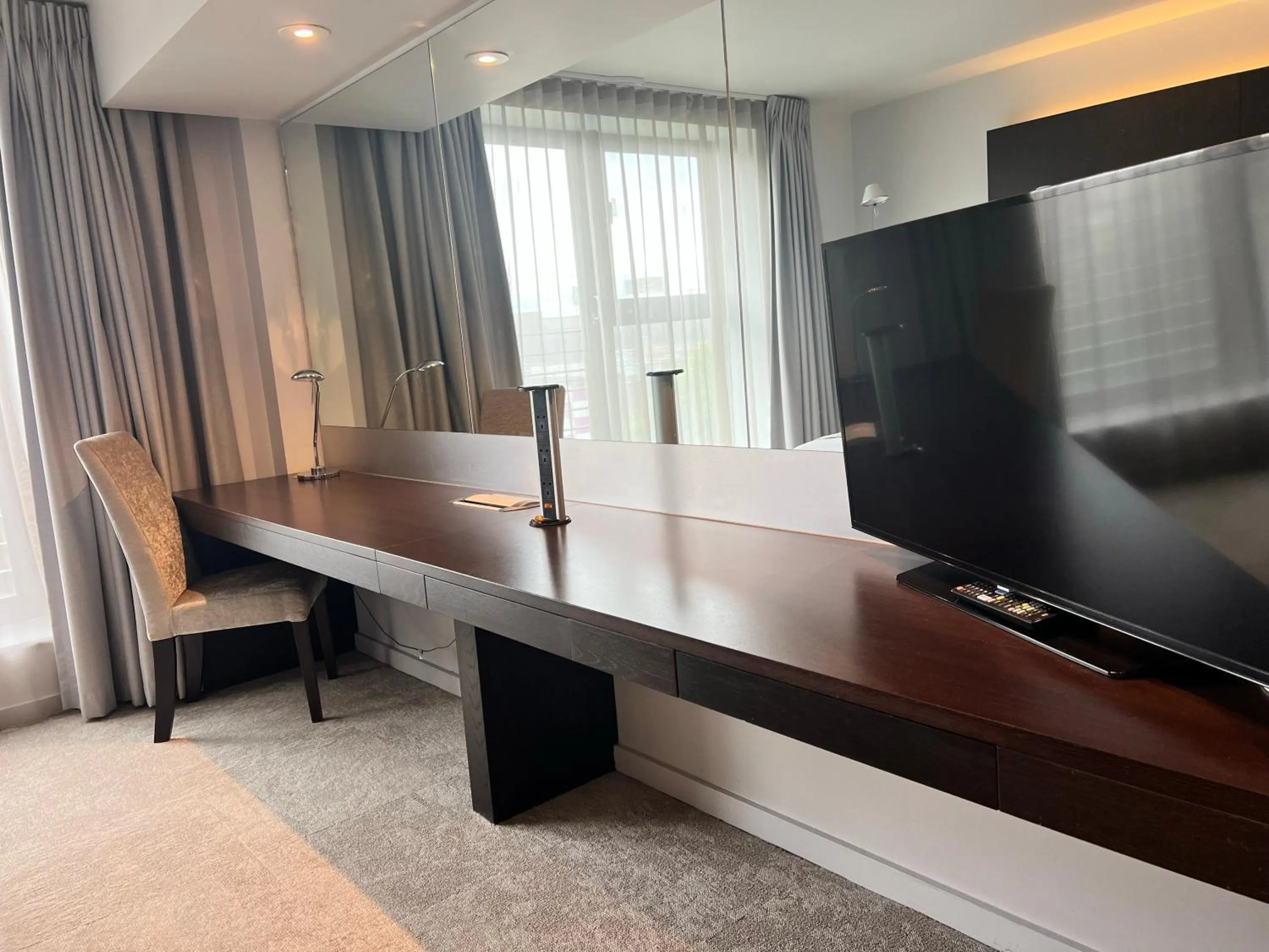 Bedroom, Bed in Conference Aston Hotel - Birmingham City