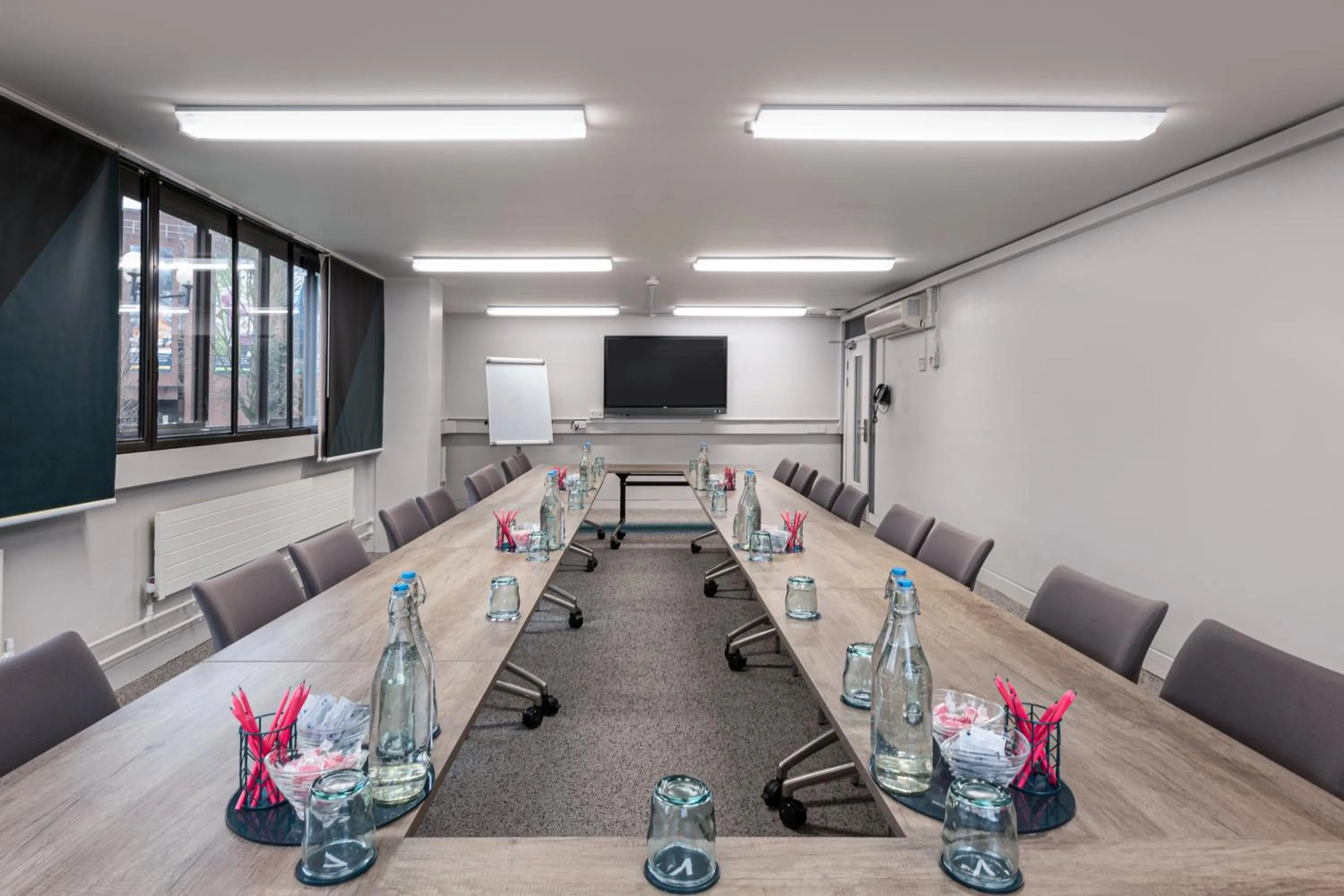 Photo of the whole room in Conference Aston Hotel - Birmingham City