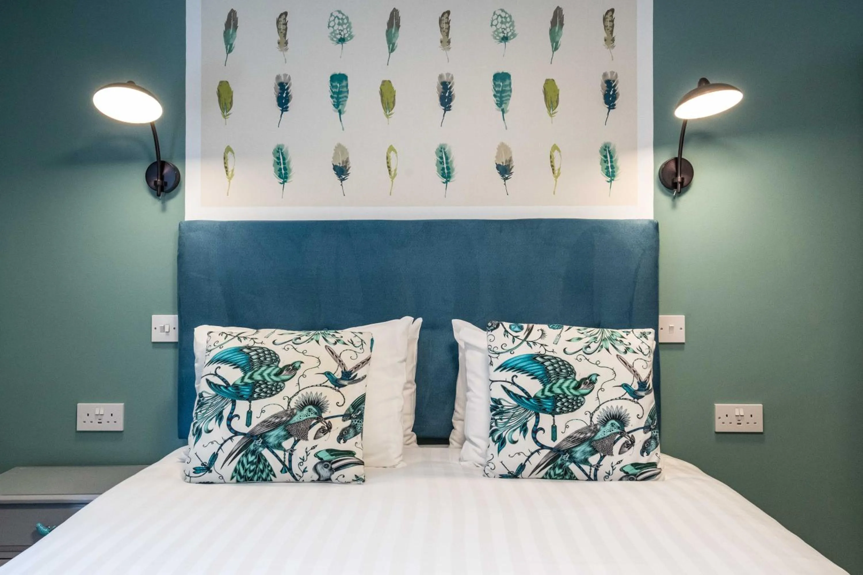 Bedroom, Bed in Wisteria Hotel