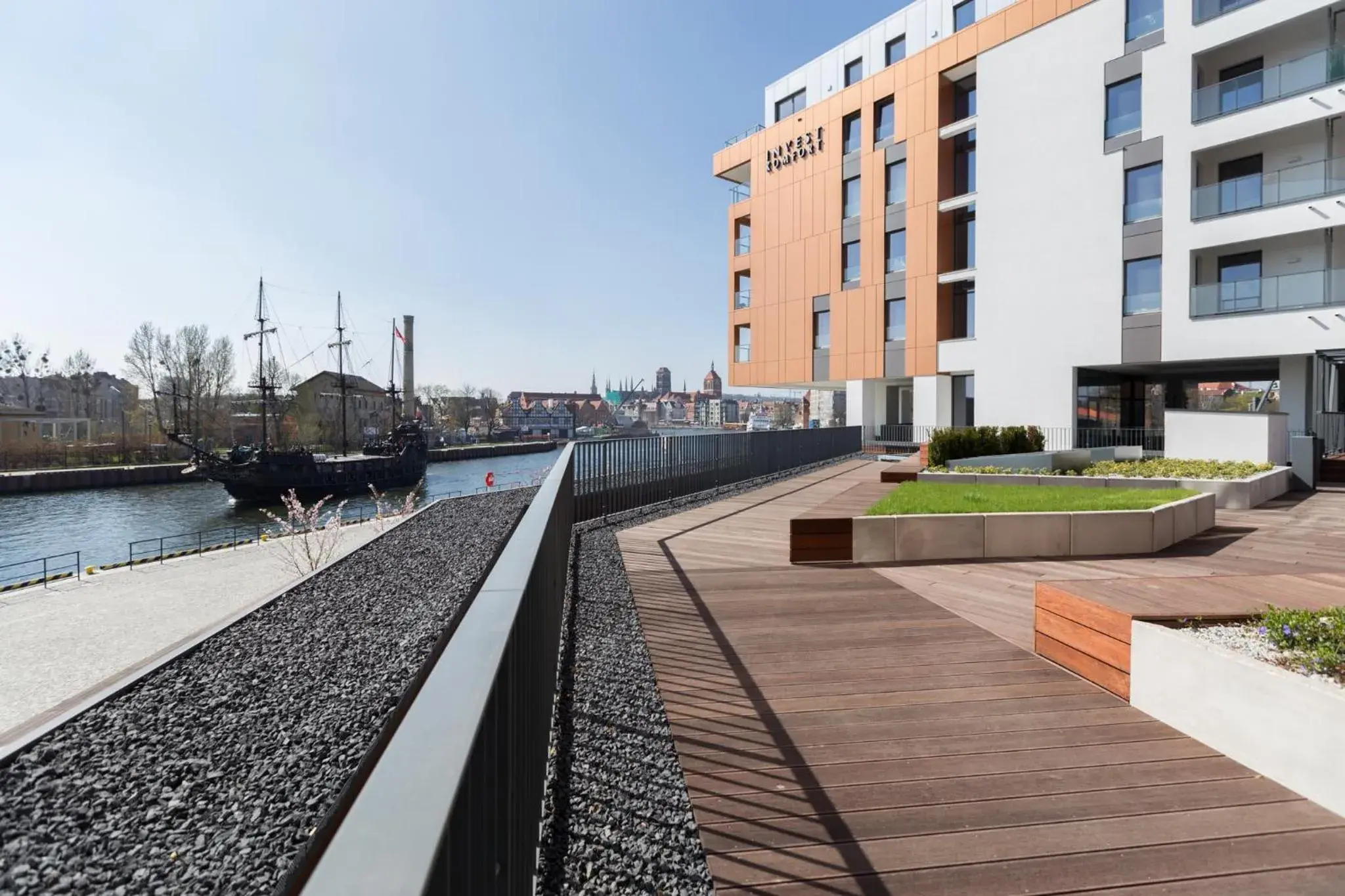 One-Bedroom Apartment with Balcony and City View in Brabank Apartments by Apartmore One-Bedroom Apartment with Balcony and City View in Brabank Apartments by Apartmore