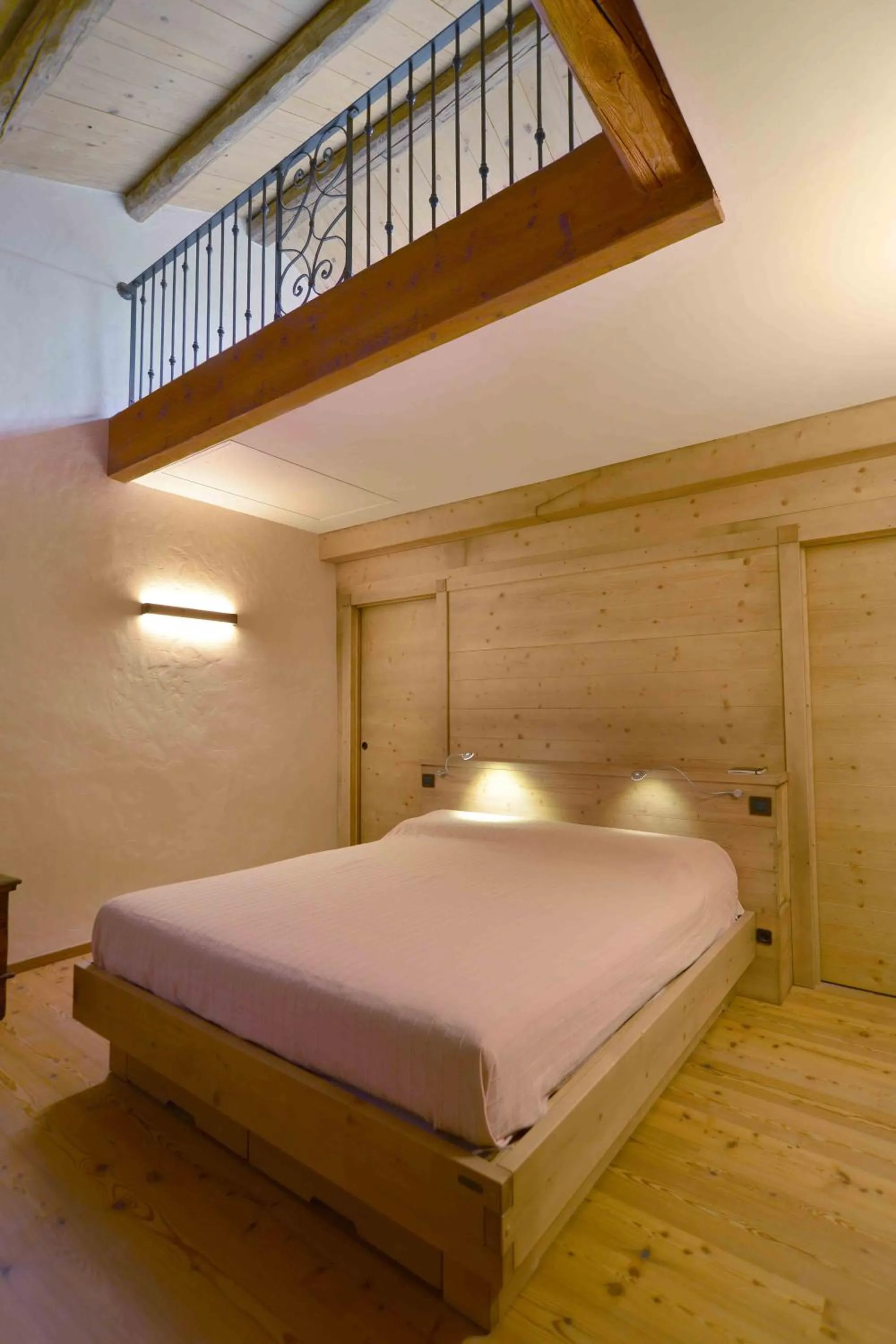 Bedroom, Bed in Antico fienile