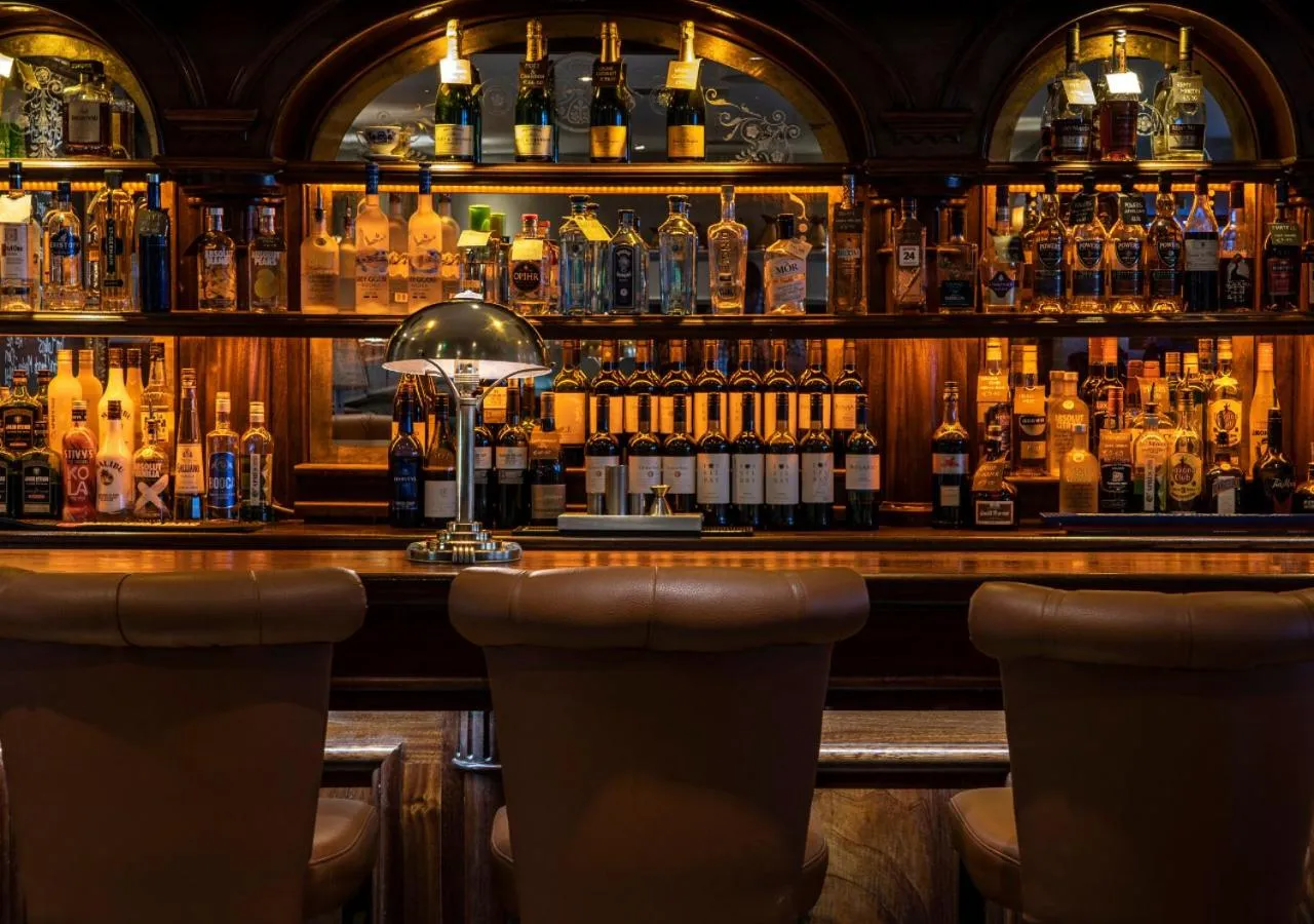 Lounge or bar in Headfort Arms Hotel