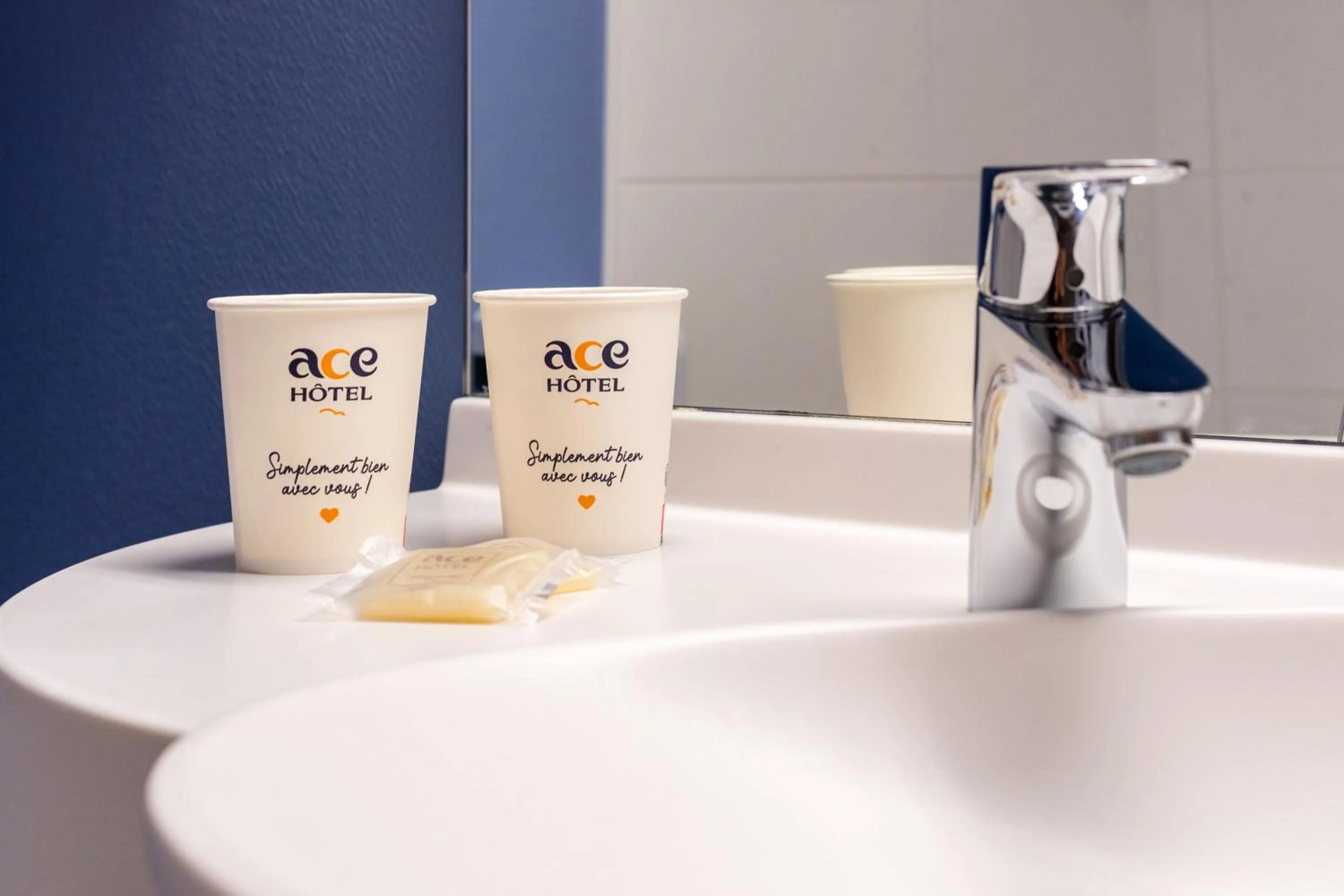 Bathroom in Ace Hôtel Clermont Ferrand La Pardieu