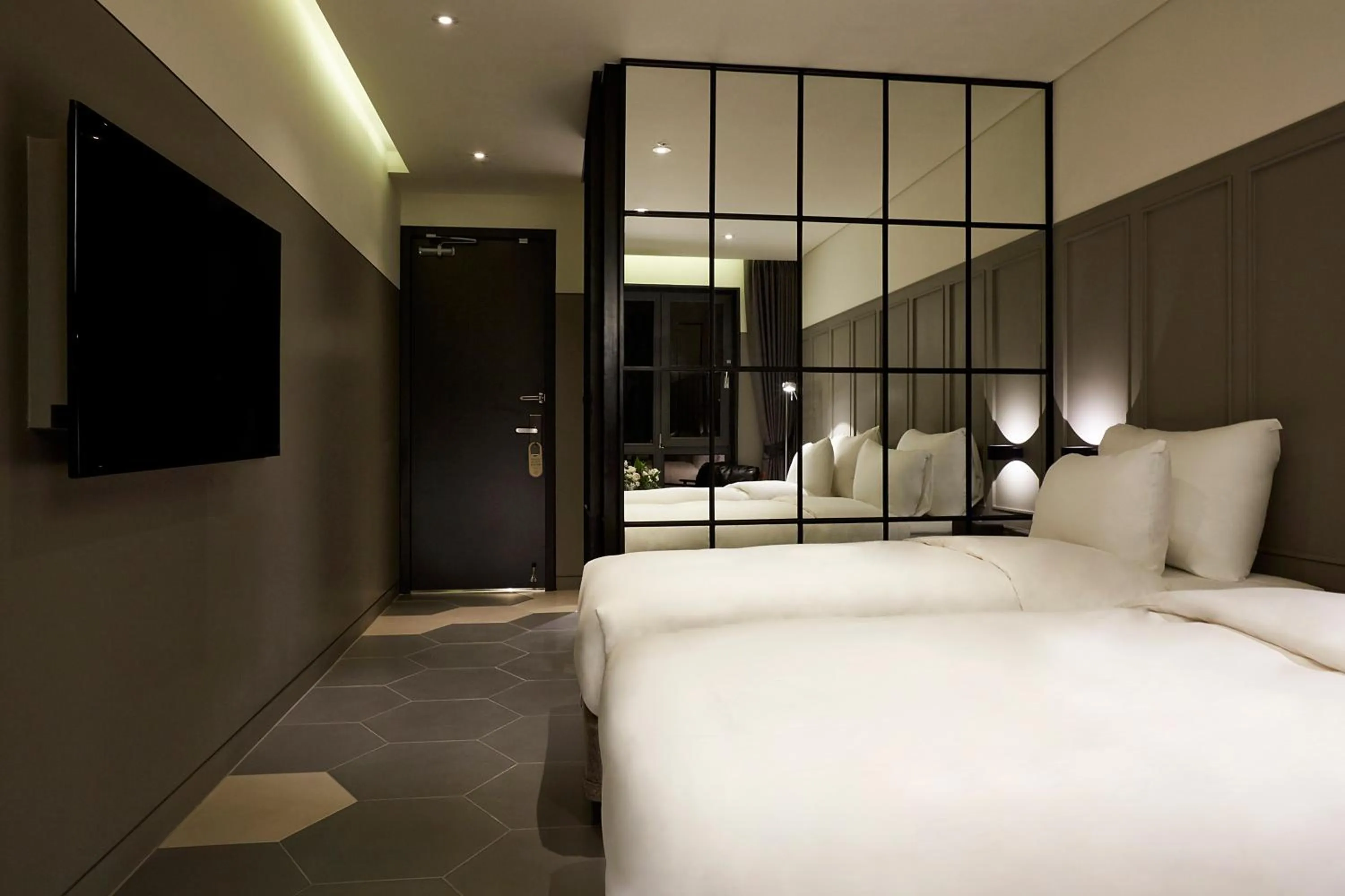 Decorative detail, Bed in 9 Brick Hotel