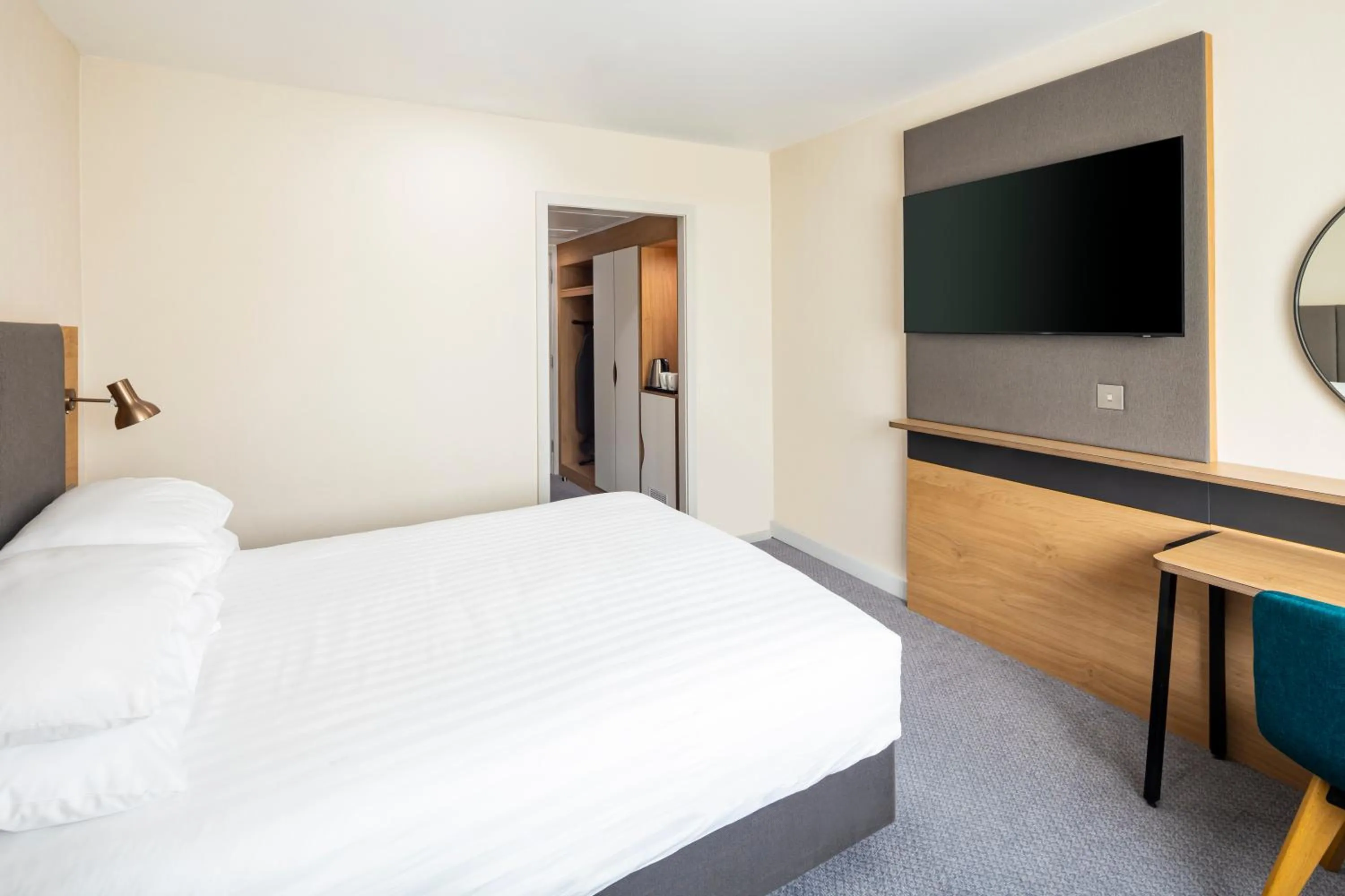 Bed in Holiday Inn London - Gatwick Airport by IHG