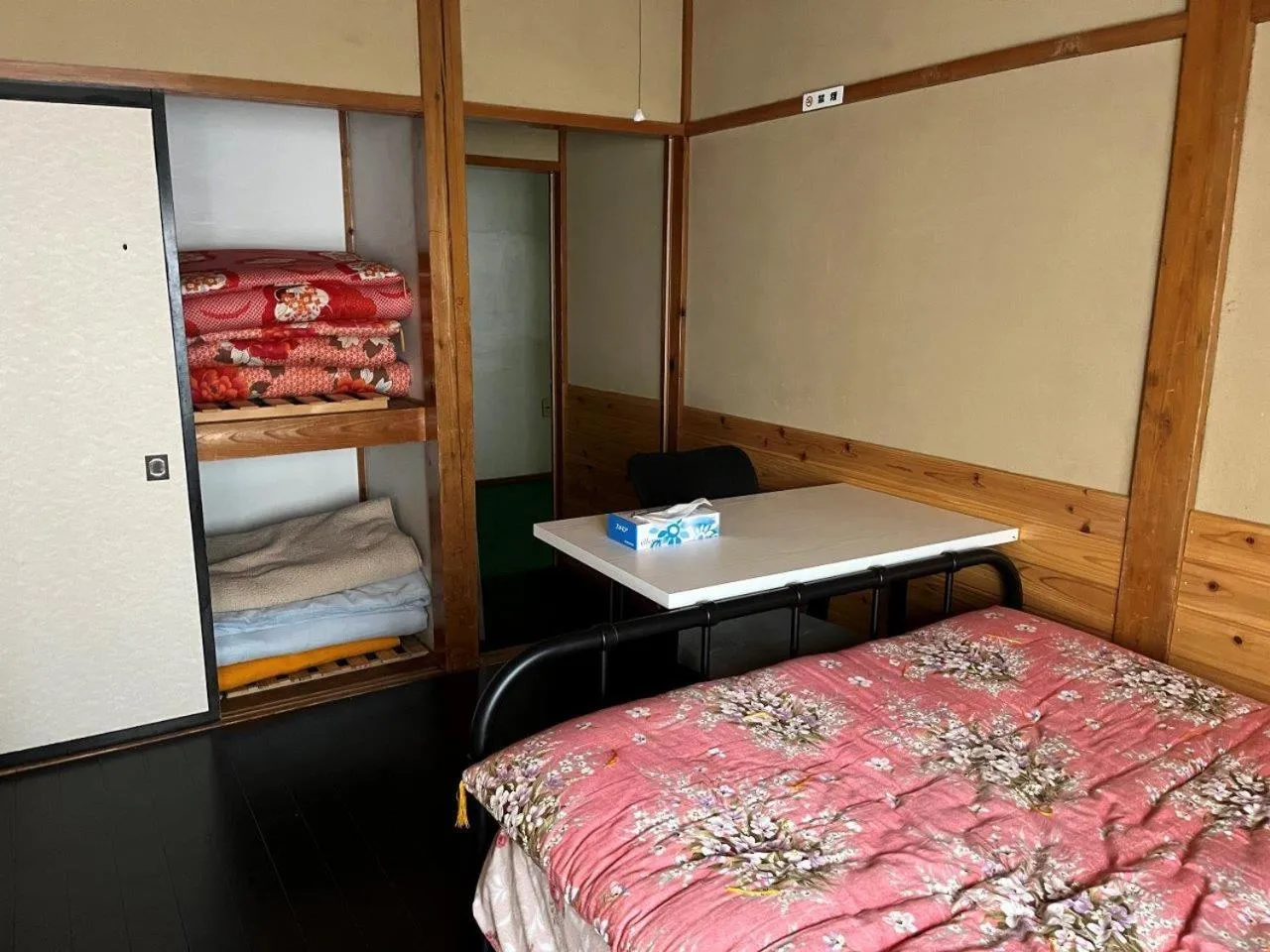 Bed in Futago Cabin