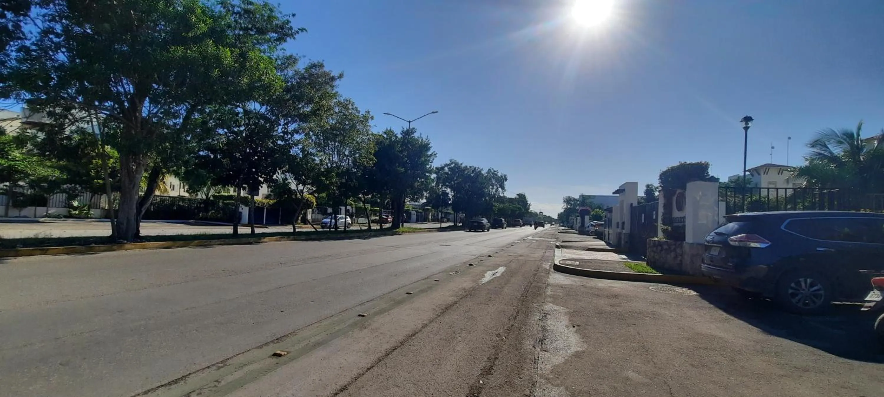 Street view in Apartamento En Fraccionamiento Privado 6 Personas, 5 Camas, Piscina cerca de la Playa