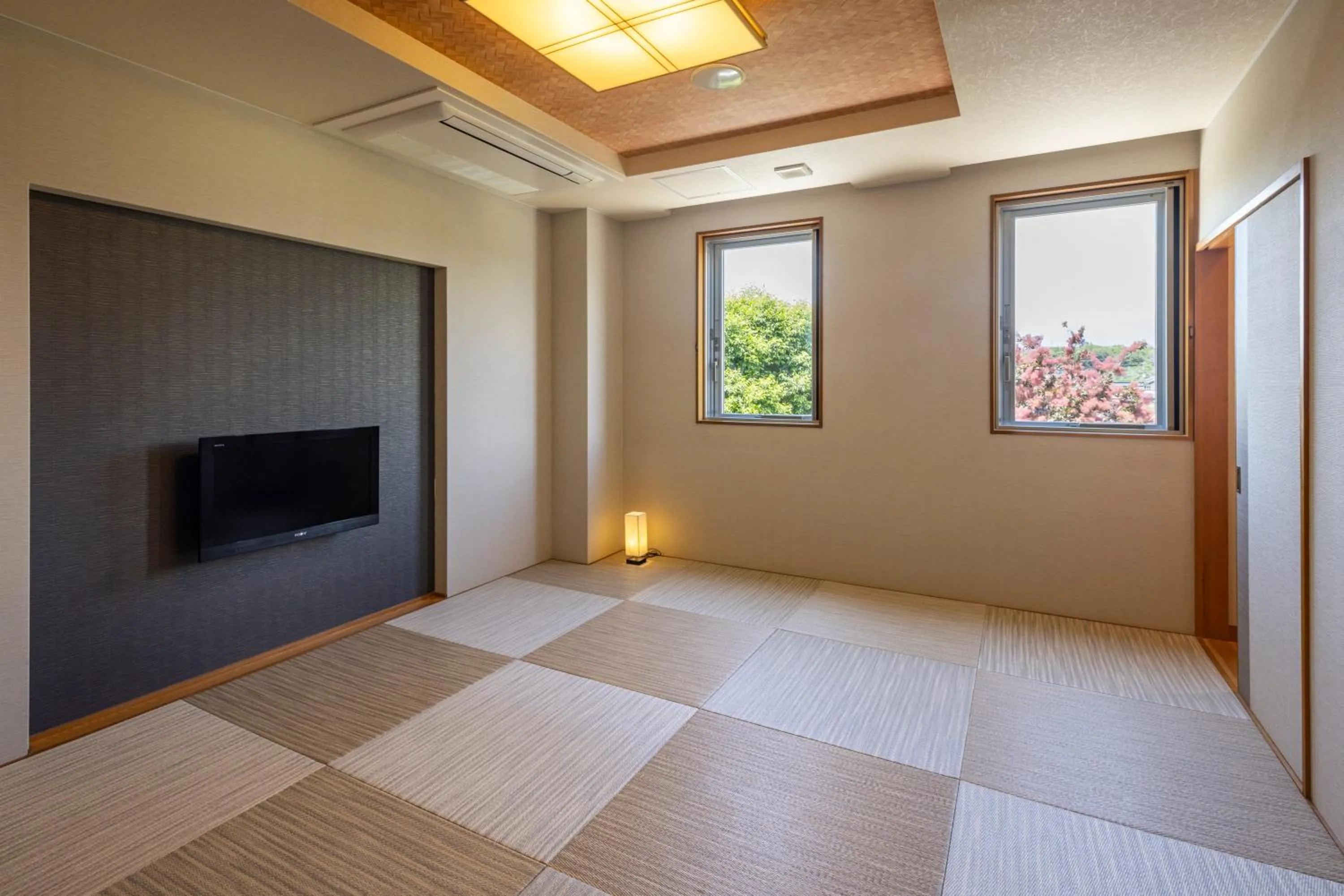 Photo of the whole room, Bed in Kiryu Grand Hotel