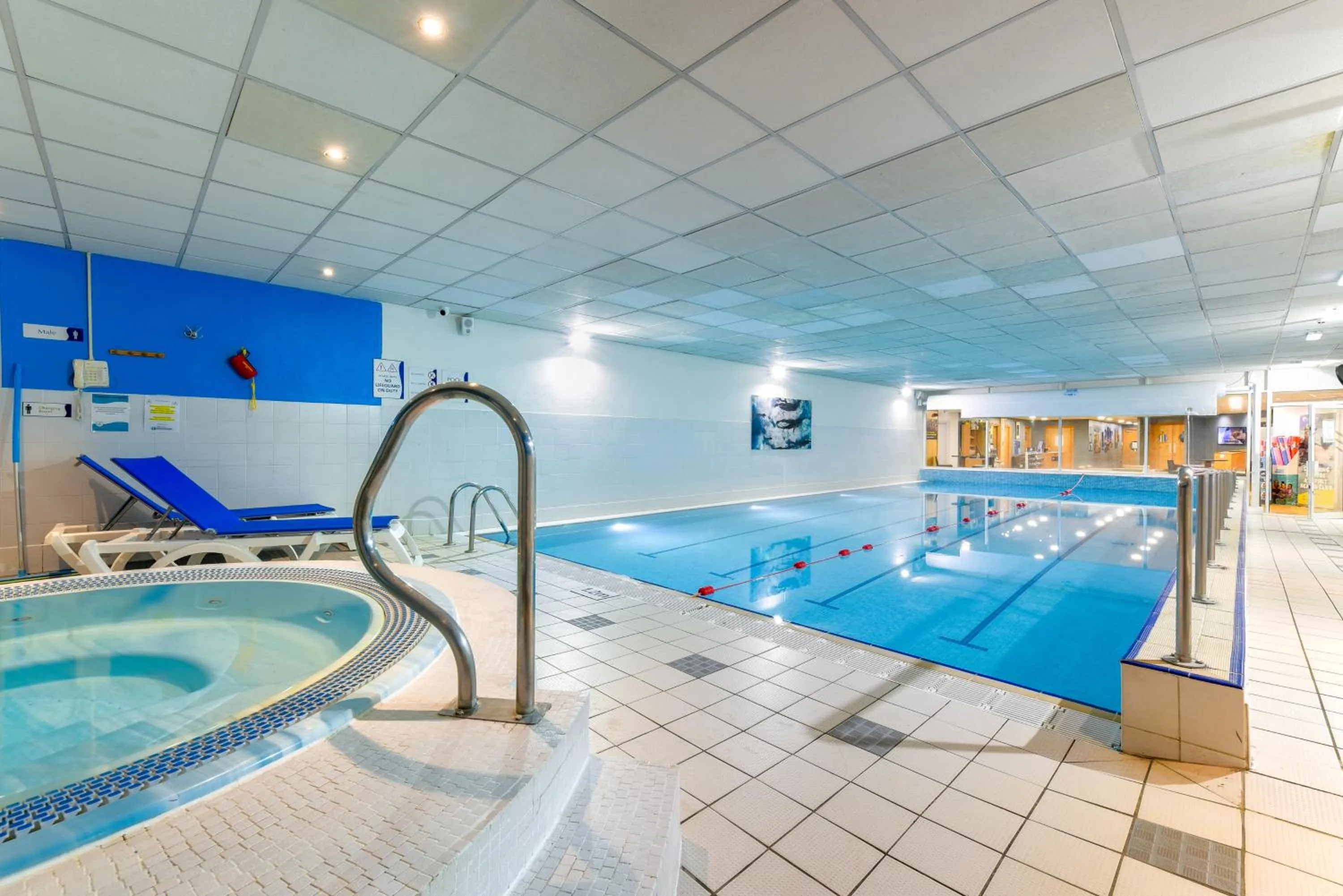 Spa and wellness centre/facilities in Holiday Inn Edinburgh Zoo by IHG