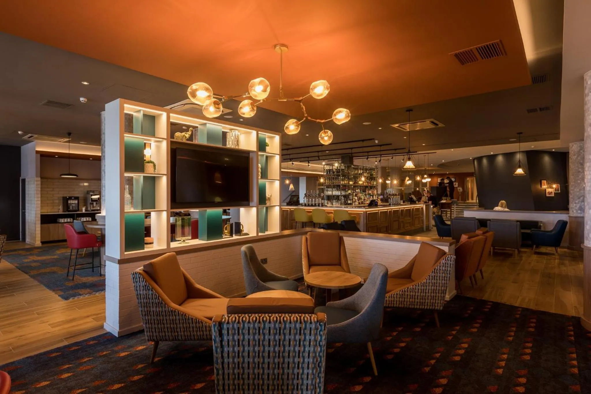 Lounge or bar in Holiday Inn Edinburgh Zoo by IHG
