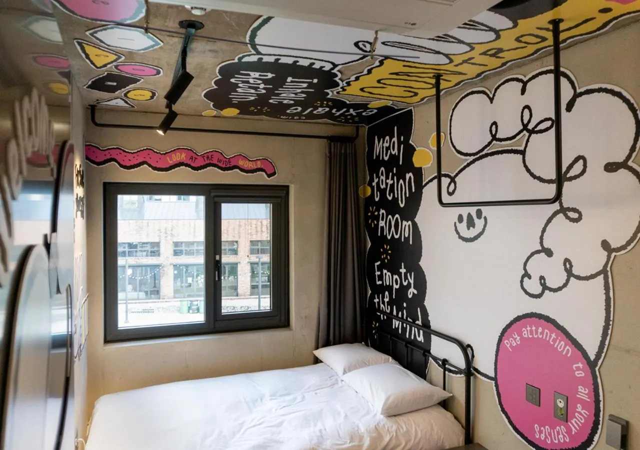 Property building, Bed in Playce Camp Jeju