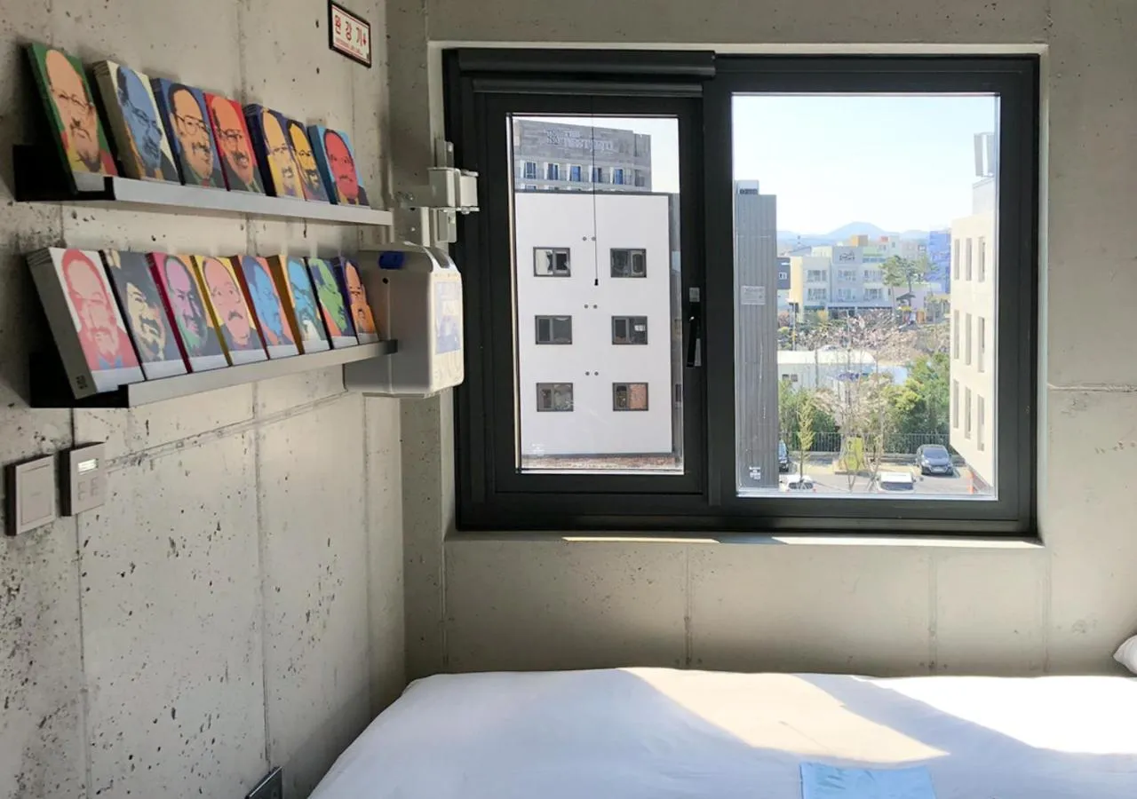 Property building, Bed in Playce Camp Jeju