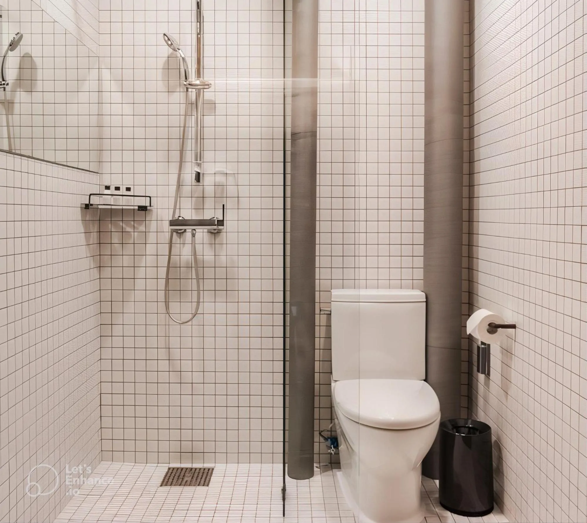 Shower in Playce Camp Jeju