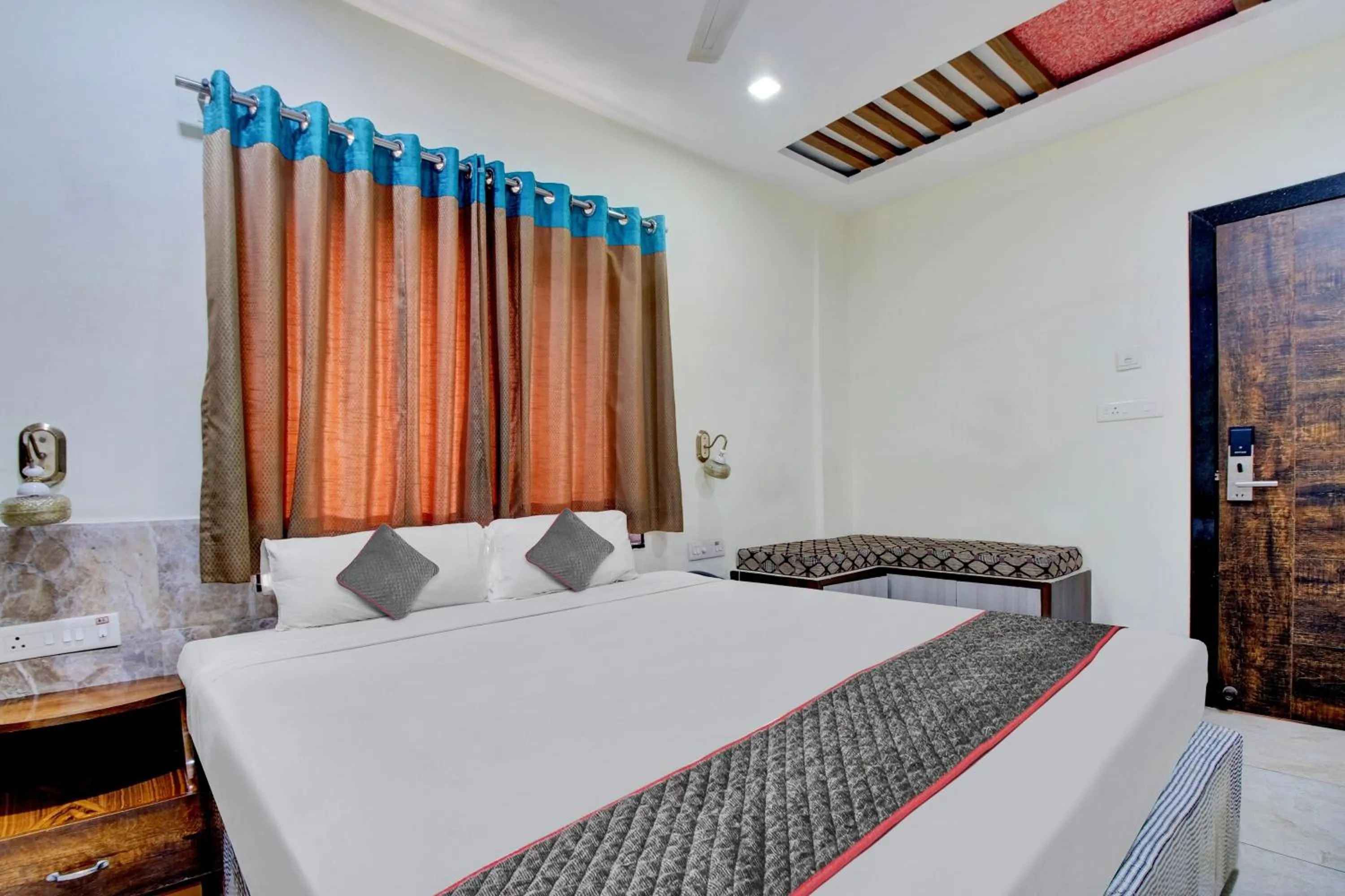 Bedroom in Hotel O Jaya Fortune