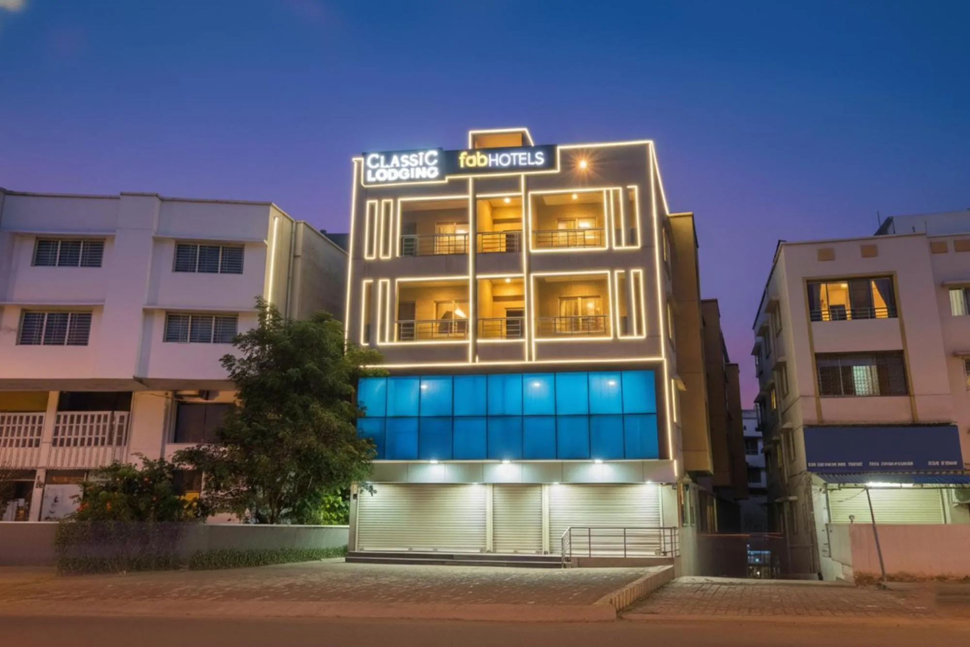 Property building in FabHotel Classic Executive - Nr Sasvad Road Railway Station