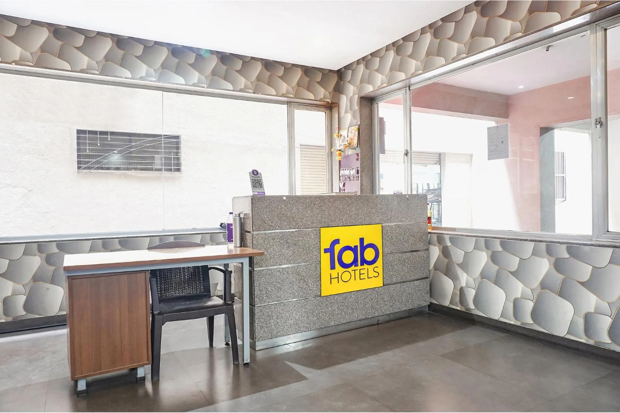 Lobby or reception in FabHotel Classic Executive - Nr Sasvad Road Railway Station
