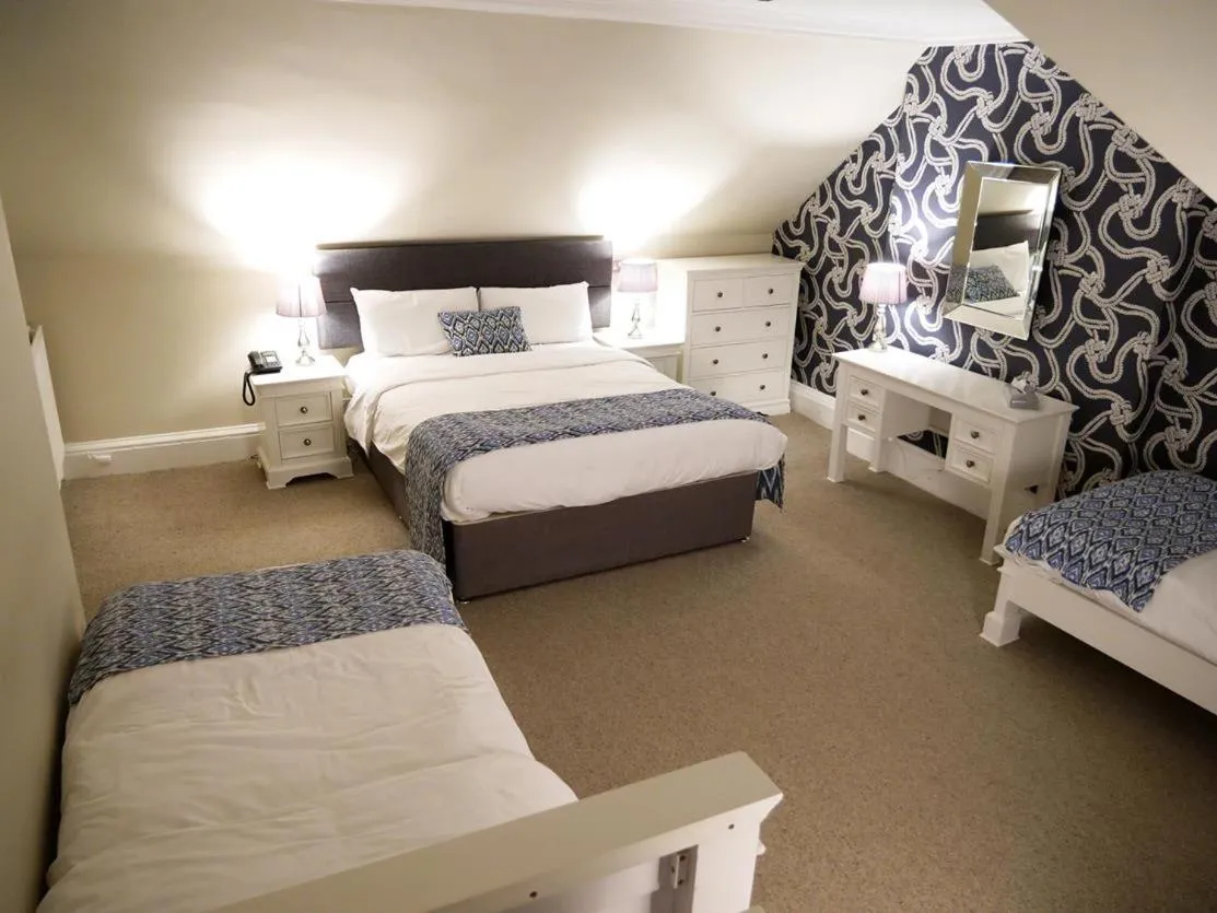 Bedroom, Bed in The Victoria Hotel