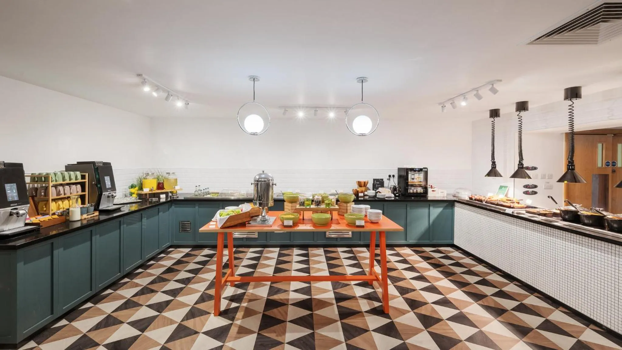 Breakfast in Holiday Inn Rochester-Chatham by IHG