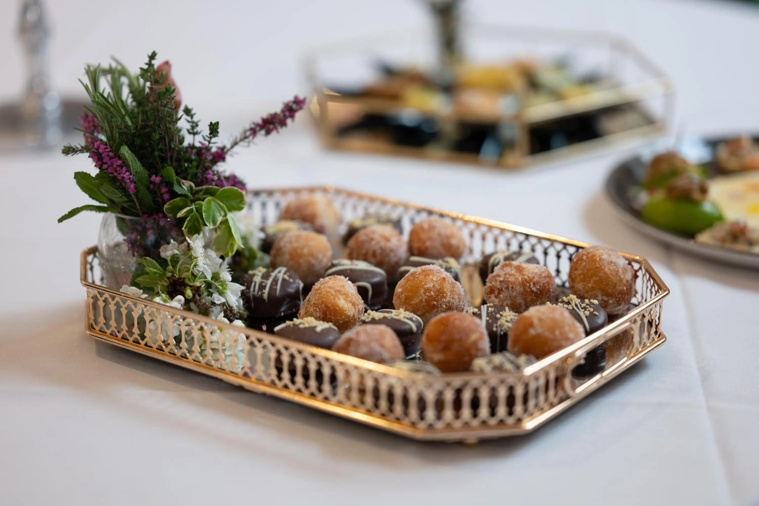 Food and drinks in Park House Hotel