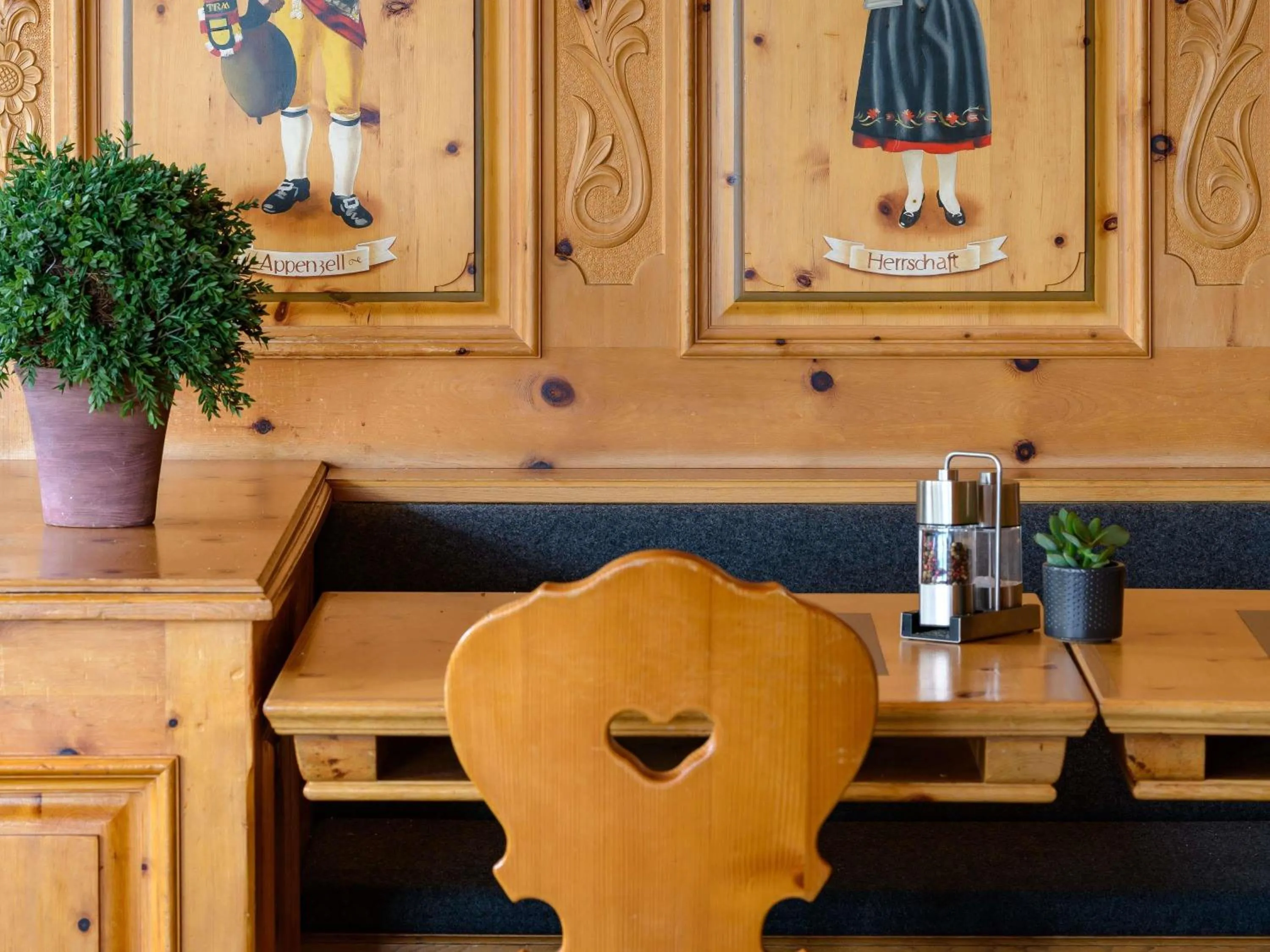 Restaurant/places to eat in Mövenpick Hotel Egerkingen