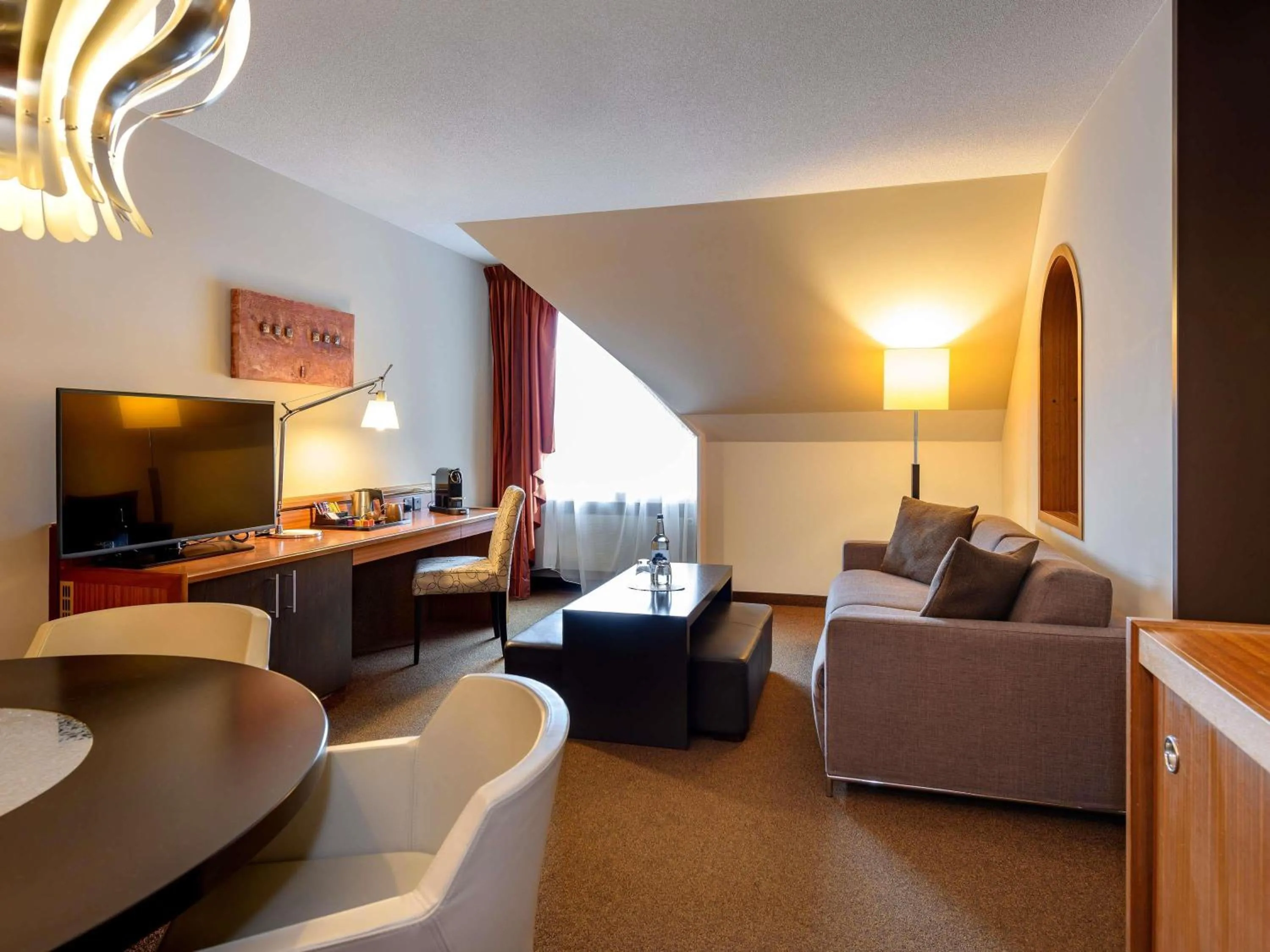 Bedroom in Mövenpick Hotel Egerkingen