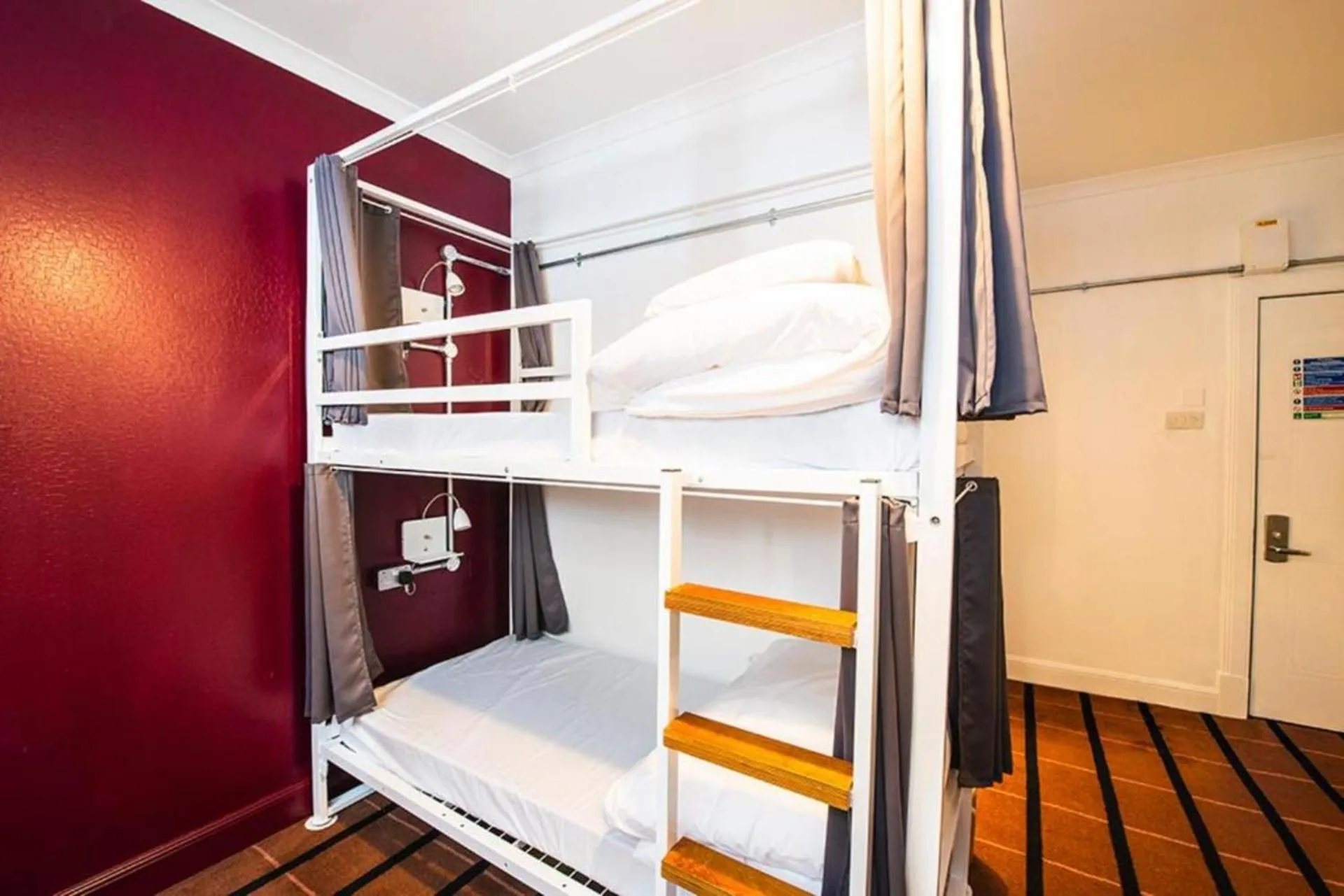 bunk bed, Bed in Safestay Glasgow Charing Cross
