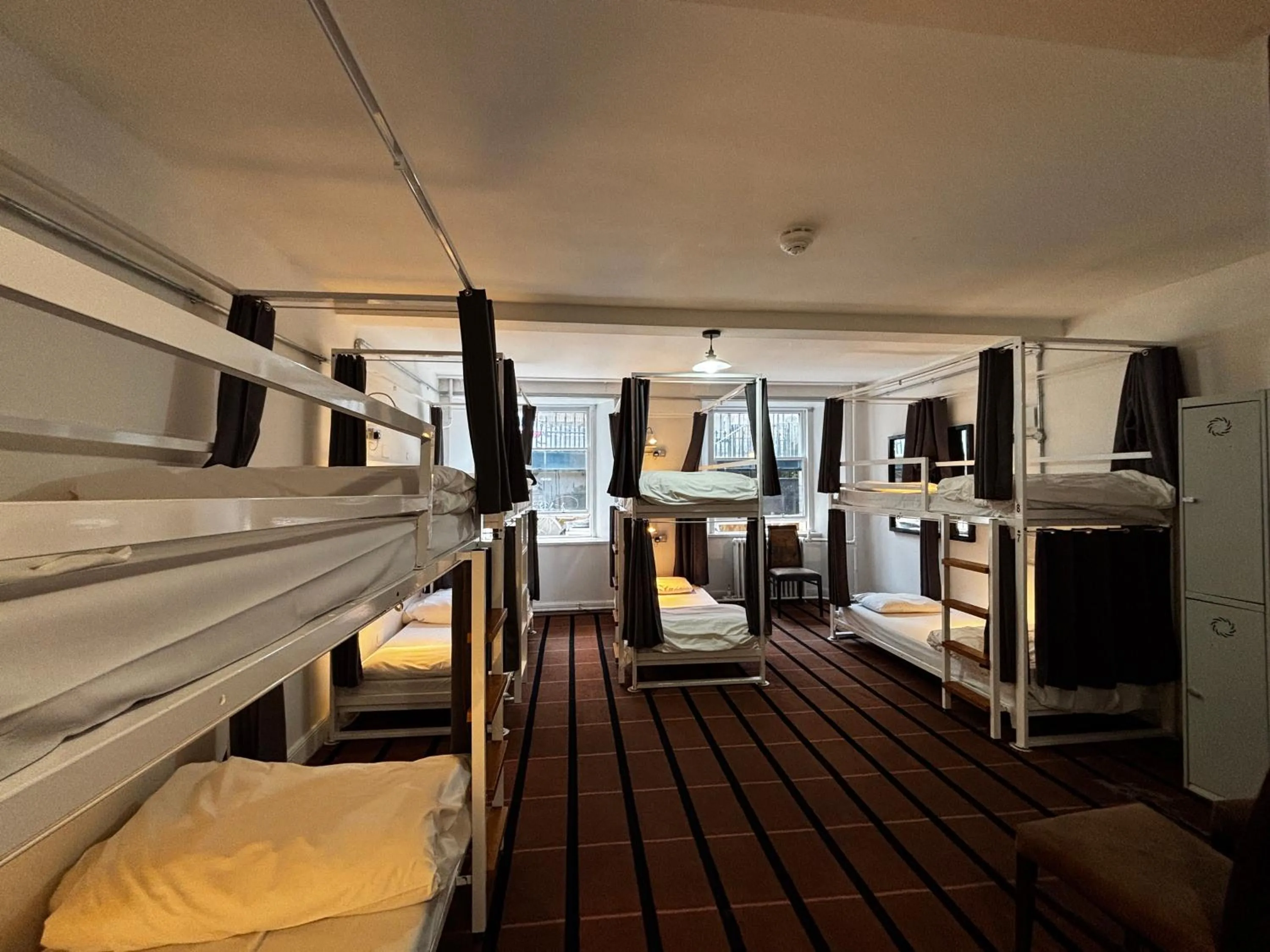 Bedroom, Bed in Safestay Glasgow Charing Cross