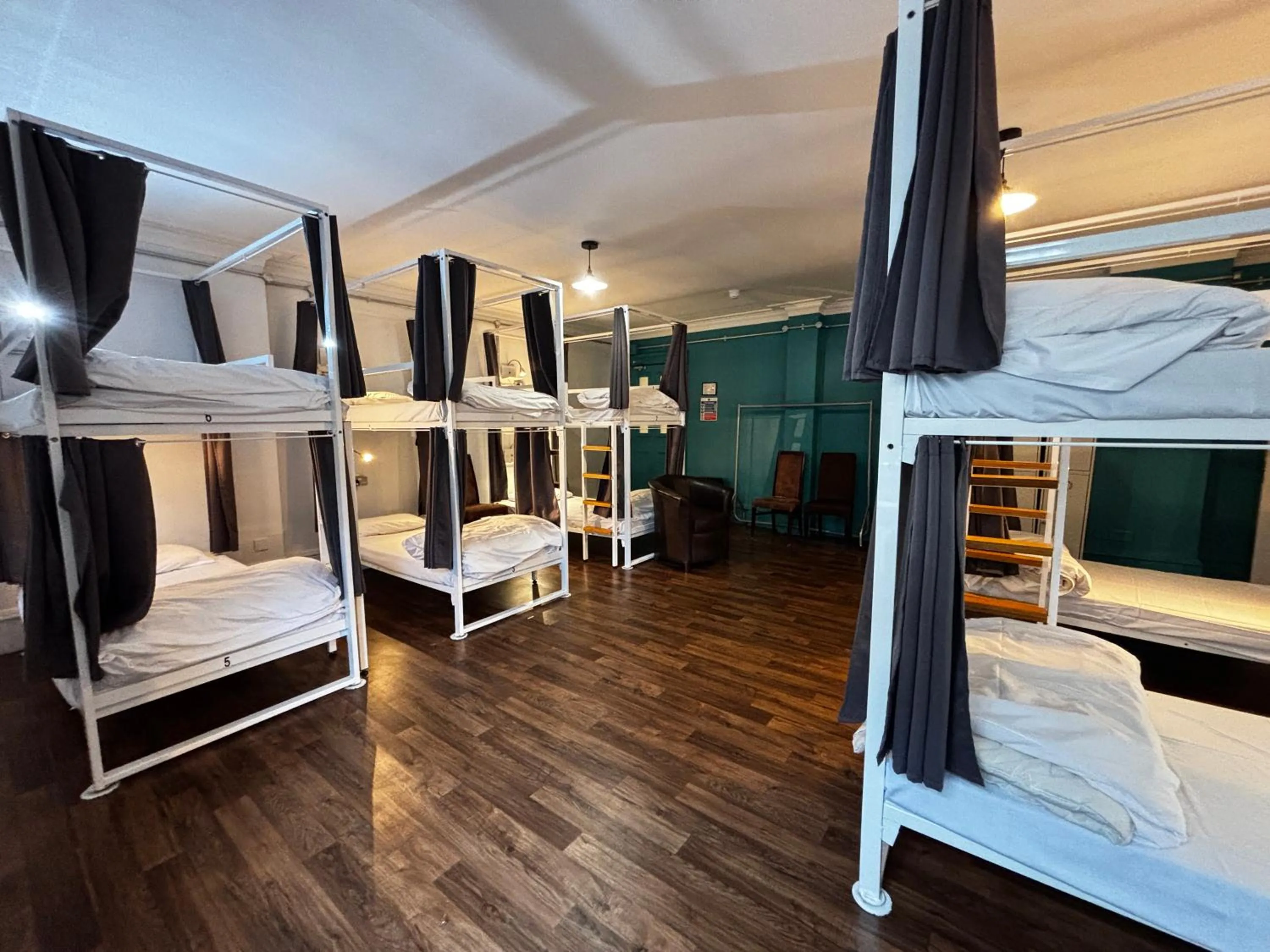 Bedroom, Bed in Safestay Glasgow Charing Cross