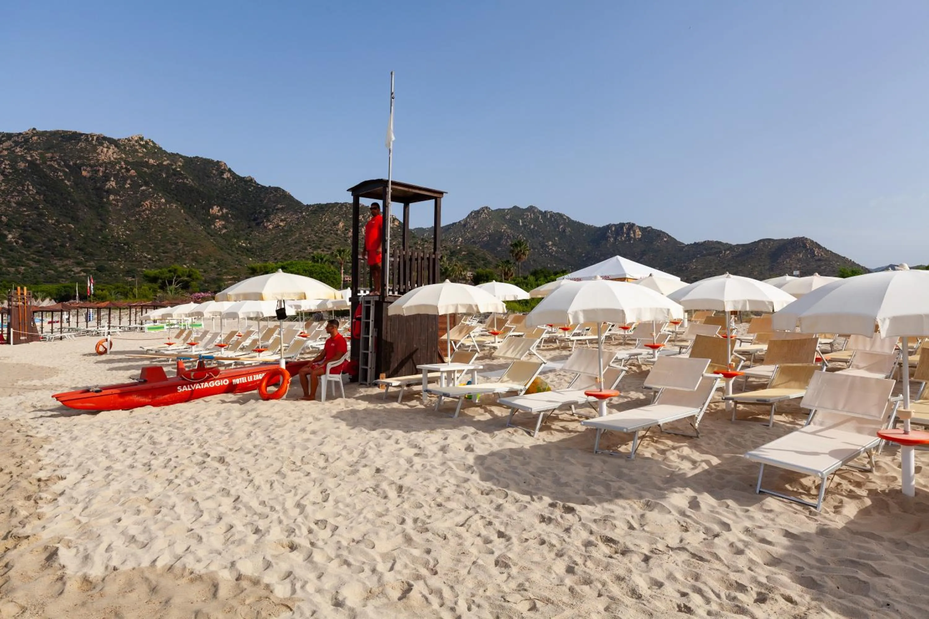 Beach in iH Hotels Le Zagare Resort